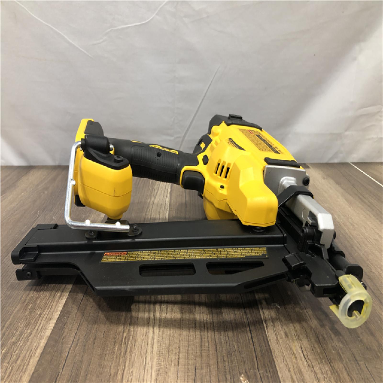 AS-IS DEWALT 20-Volt 21° Cordless Framing Nailer (Tool-Only)