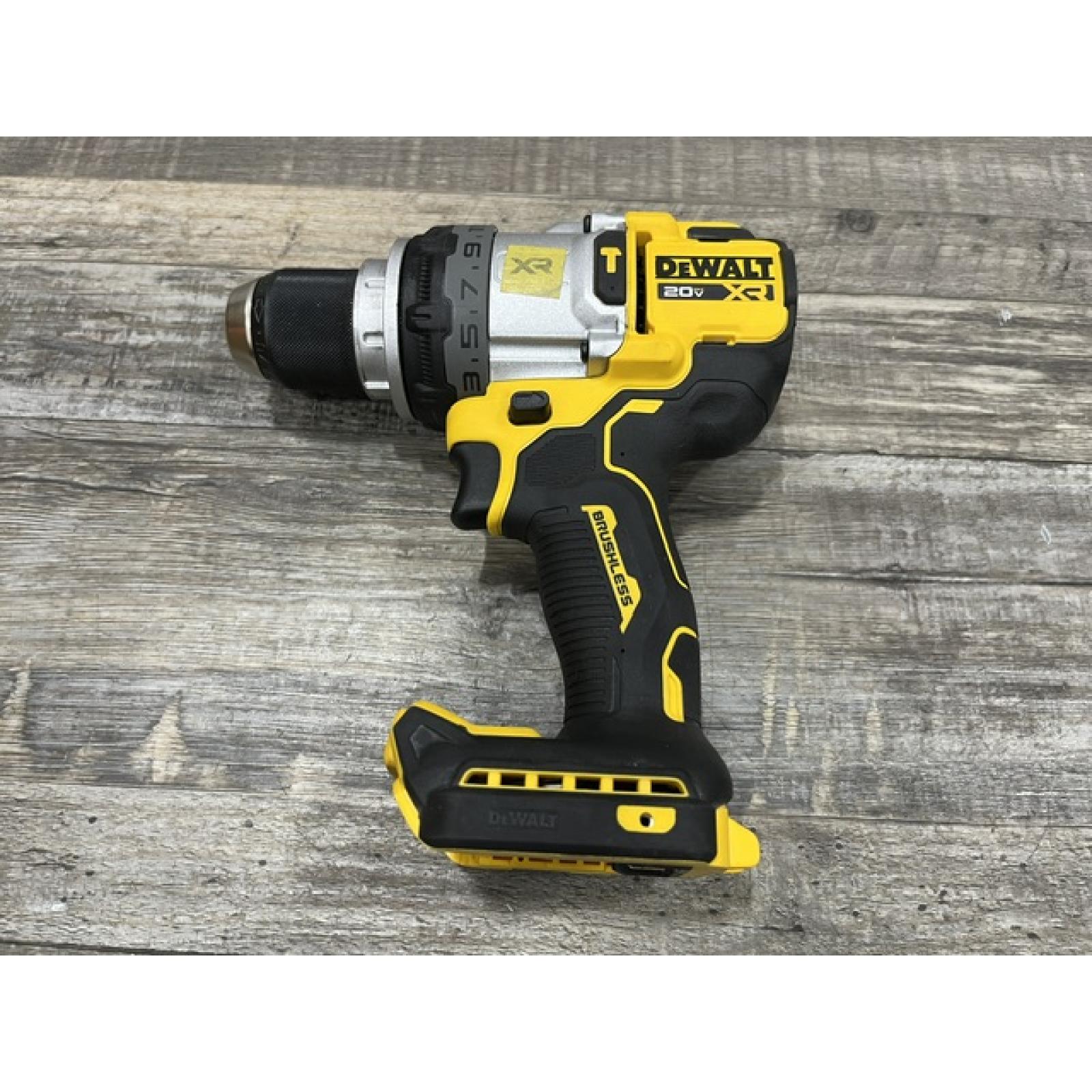 AS-IS DEWALT 20V XR Lithium-Ion Cordless Hammer Drill Kit