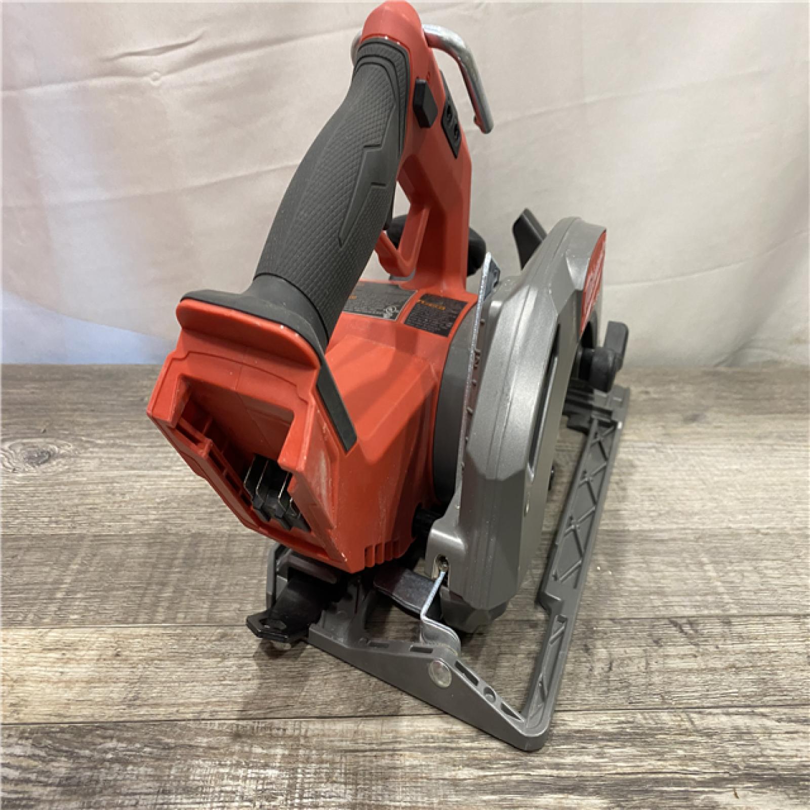 AS-IS Milwaukee FUEL 18V Lithium-Ion Brushless Cordless 7-1/4 in. Circular Saw (Tool-Only)