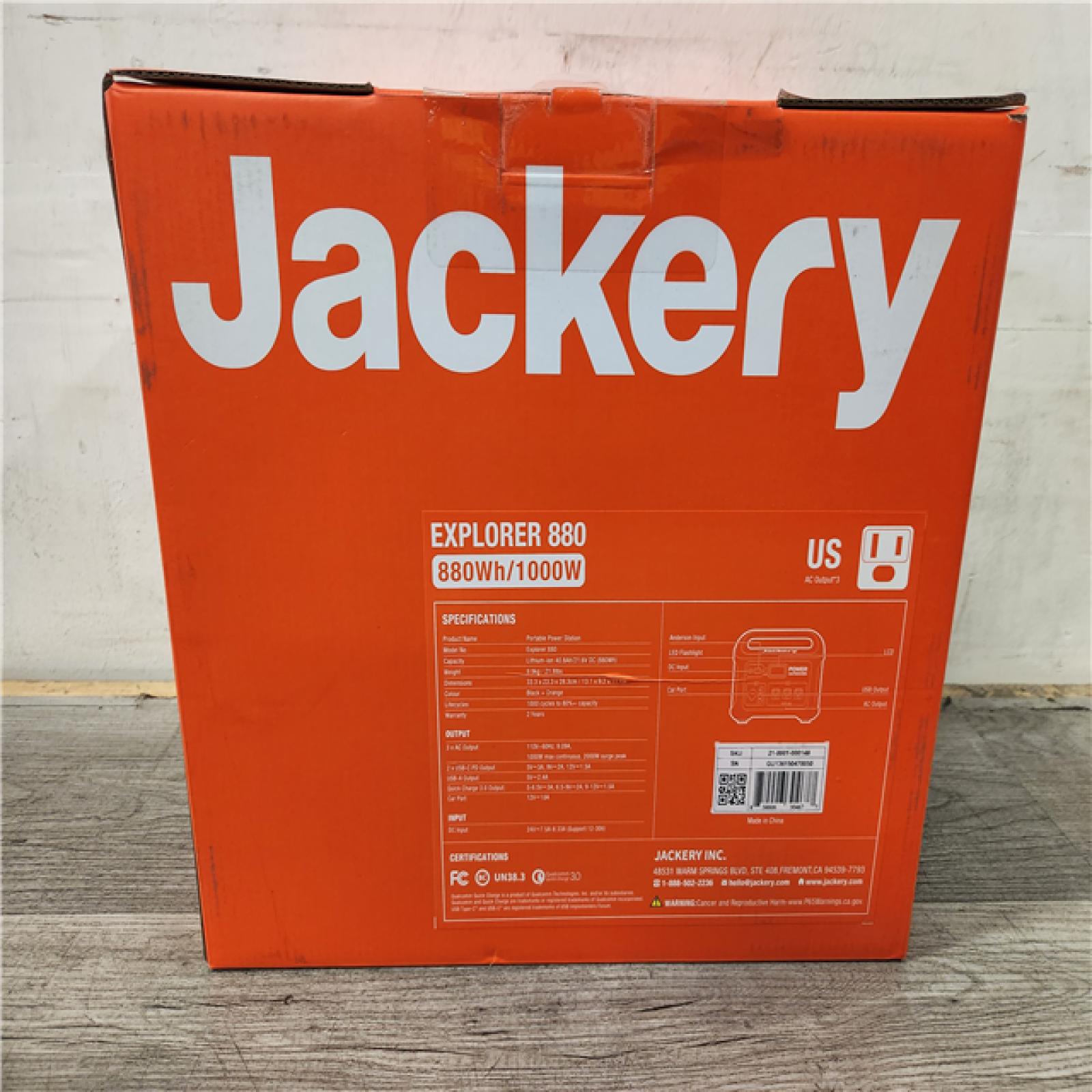 Phoenix Location NEW Jackery Explorer 880, 880Wh/1000W Model No: Explorer 880