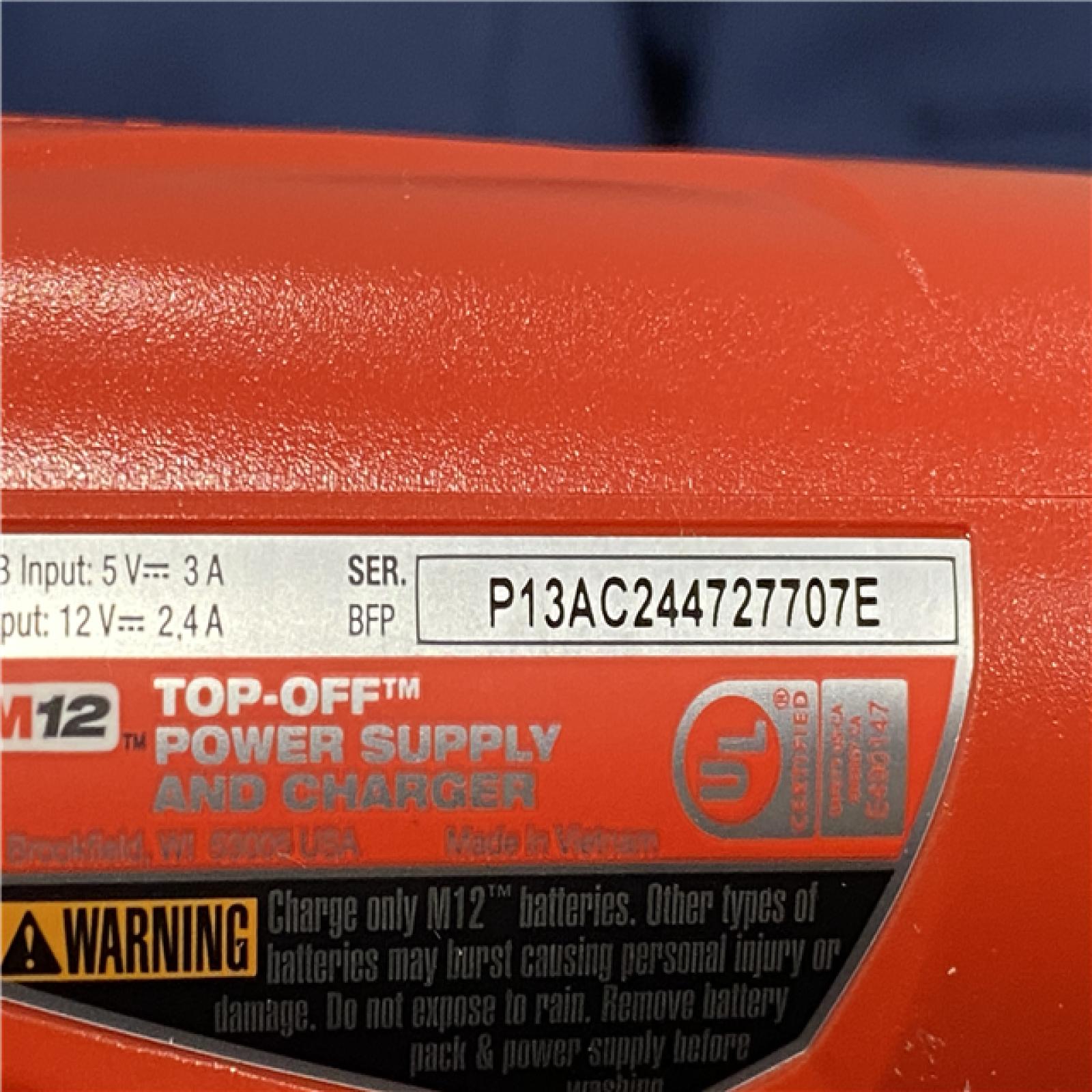 AS-IS Milwaukee Men's Medium 12V Lithium-Ion Cordless TOUGHSHELL Blue Heated Jacket Kit