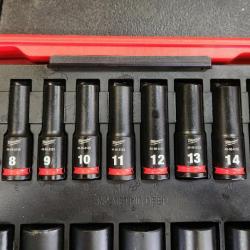 Phoenix NEW Milwaukee SHOCKWAVE Impact-Duty 3/8 in. Drive Metric Deep Well Impact PACKOUT Socket Set (19-Piece)