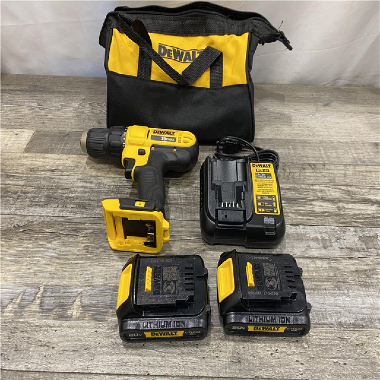 AS-IS DEWALT 20V MAX Cordless 1/2 in. Drill/Driver  (2) 20V 1.3Ah Batteries  Charger and Bag