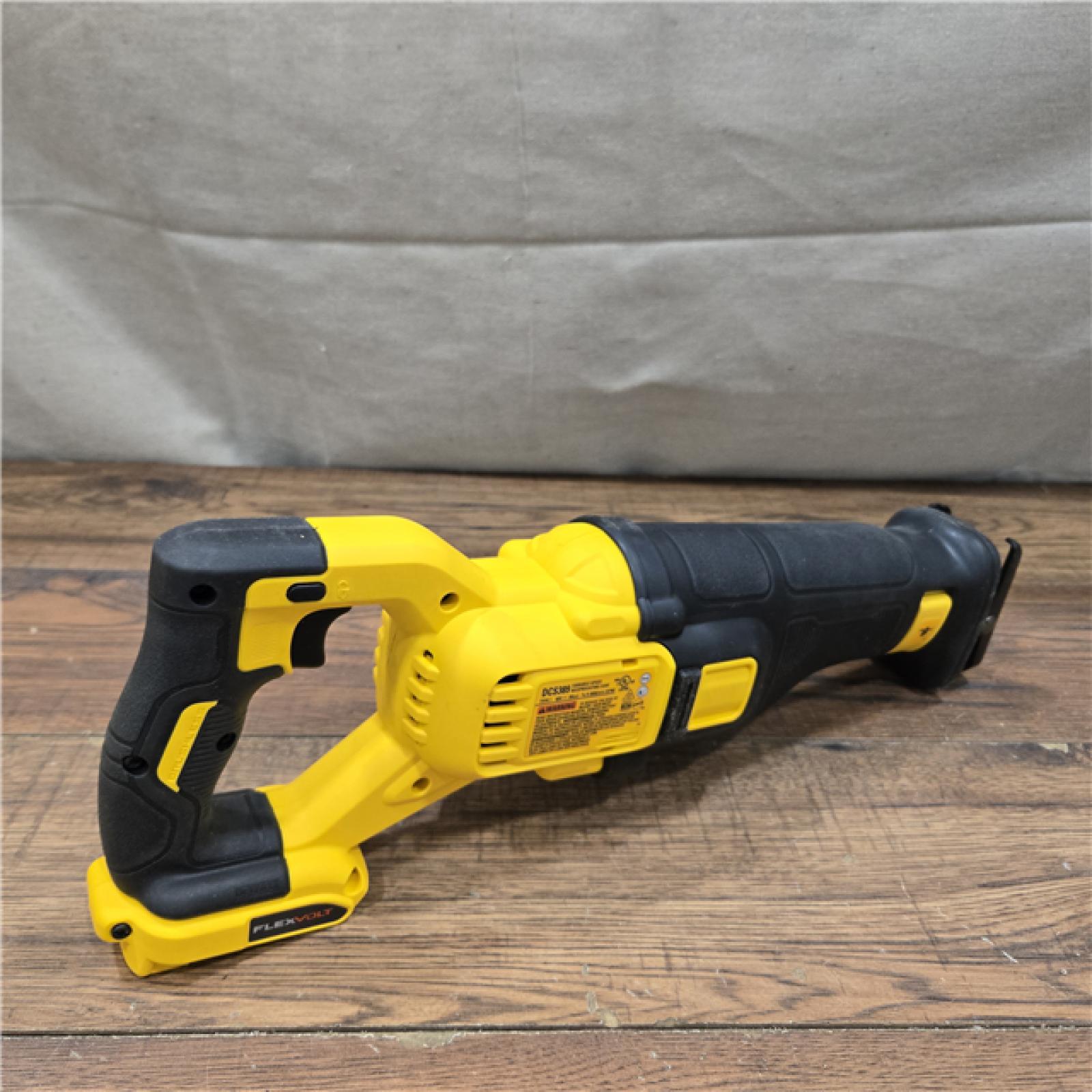 AS-IS DeWalt DCS389B FLEXVOLT 60V MAX Cordless Brushless Reciprocating Saw (Tool-Only)