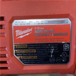 AS-IS Milwaukee 8 Amp Corded 1 in. SDS D-Handle Rotary Hammer