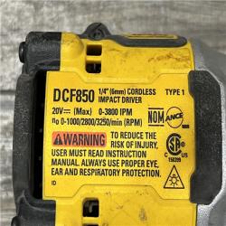 AS-IS DEWALT ATOMIC 20V MAX Lithium-Ion Cordless 1/4 in. Brushless Impact Driver Kit