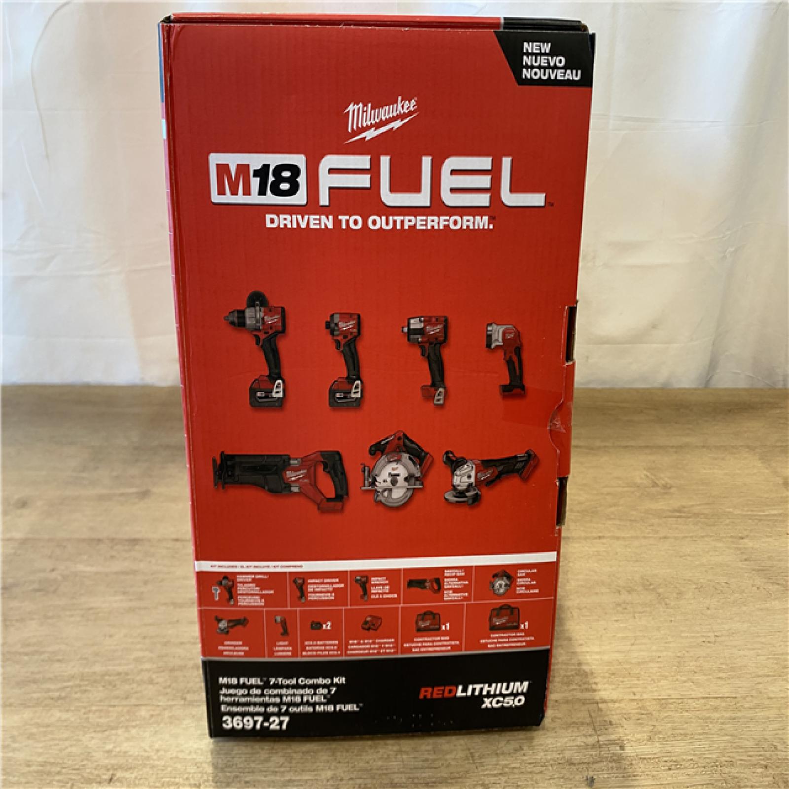 NEW! Milwaukee FUEL 18V Lithium-Ion Brushless Cordless 7-Tool Combo Kit