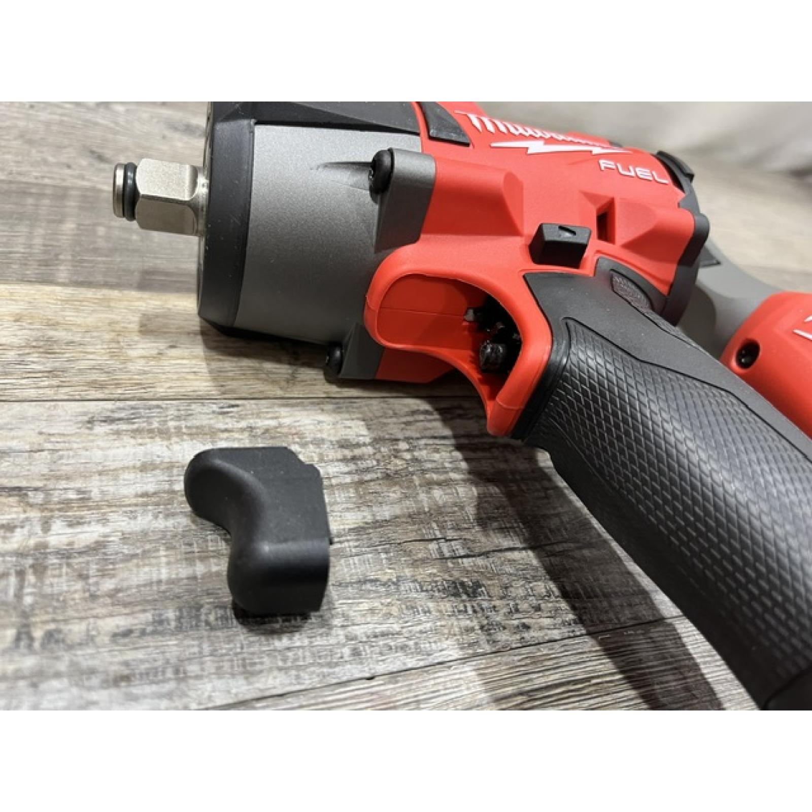 AS-IS Milwaukee FUEL 18V Cordless Mid Torque 1/2 in. Impact Wrench w/ 12 FUEL 3/8 in. Ratchet Combo Kit