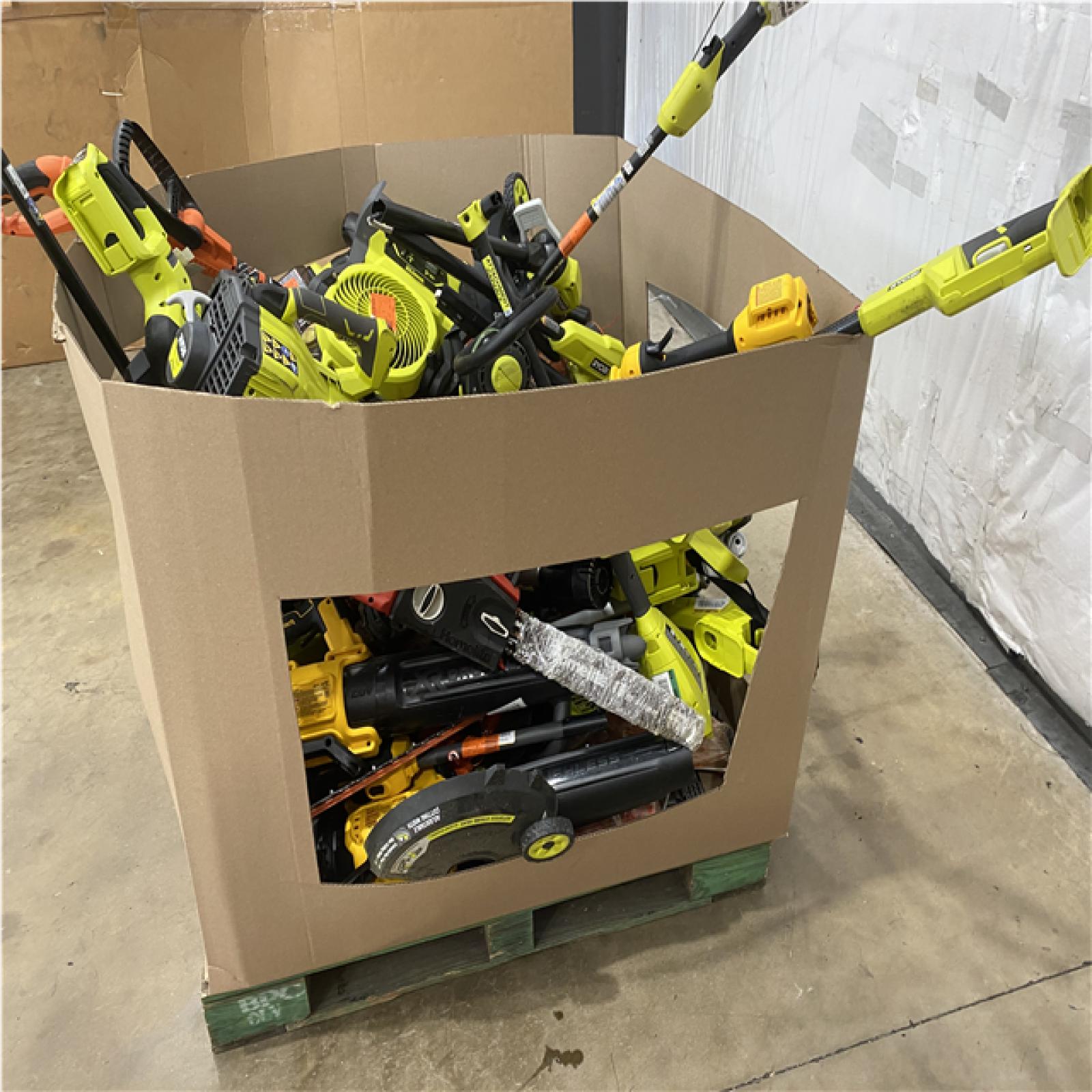 Houston Location - AS-IS Tool Pallet