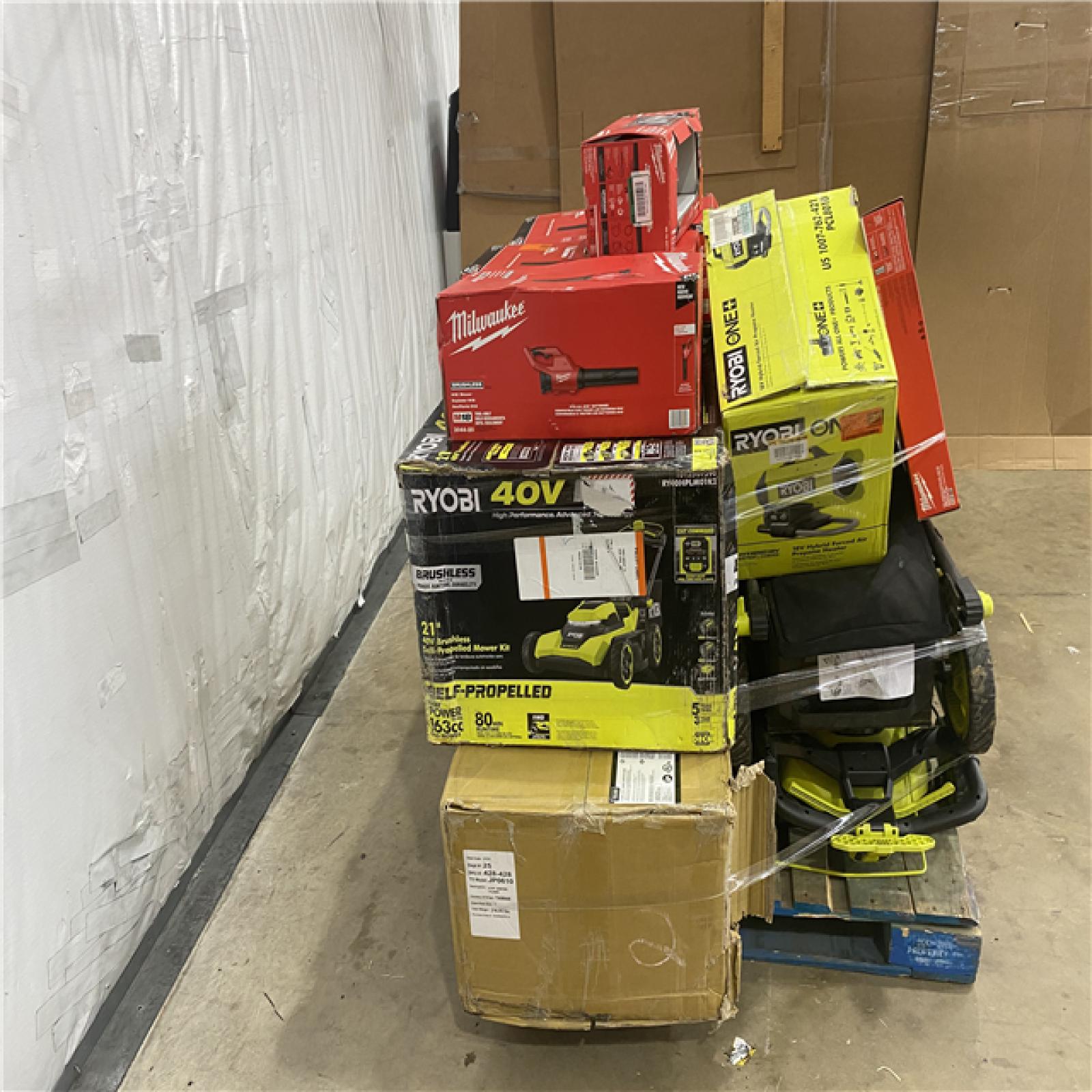 Houston Location AS IS - Tool Pallet