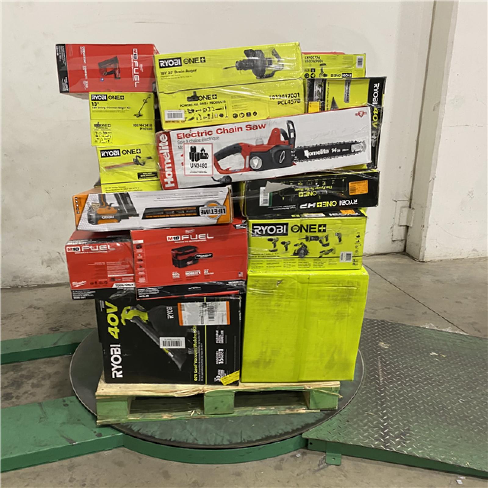 Dallas Location - As-Is Tool Pallet