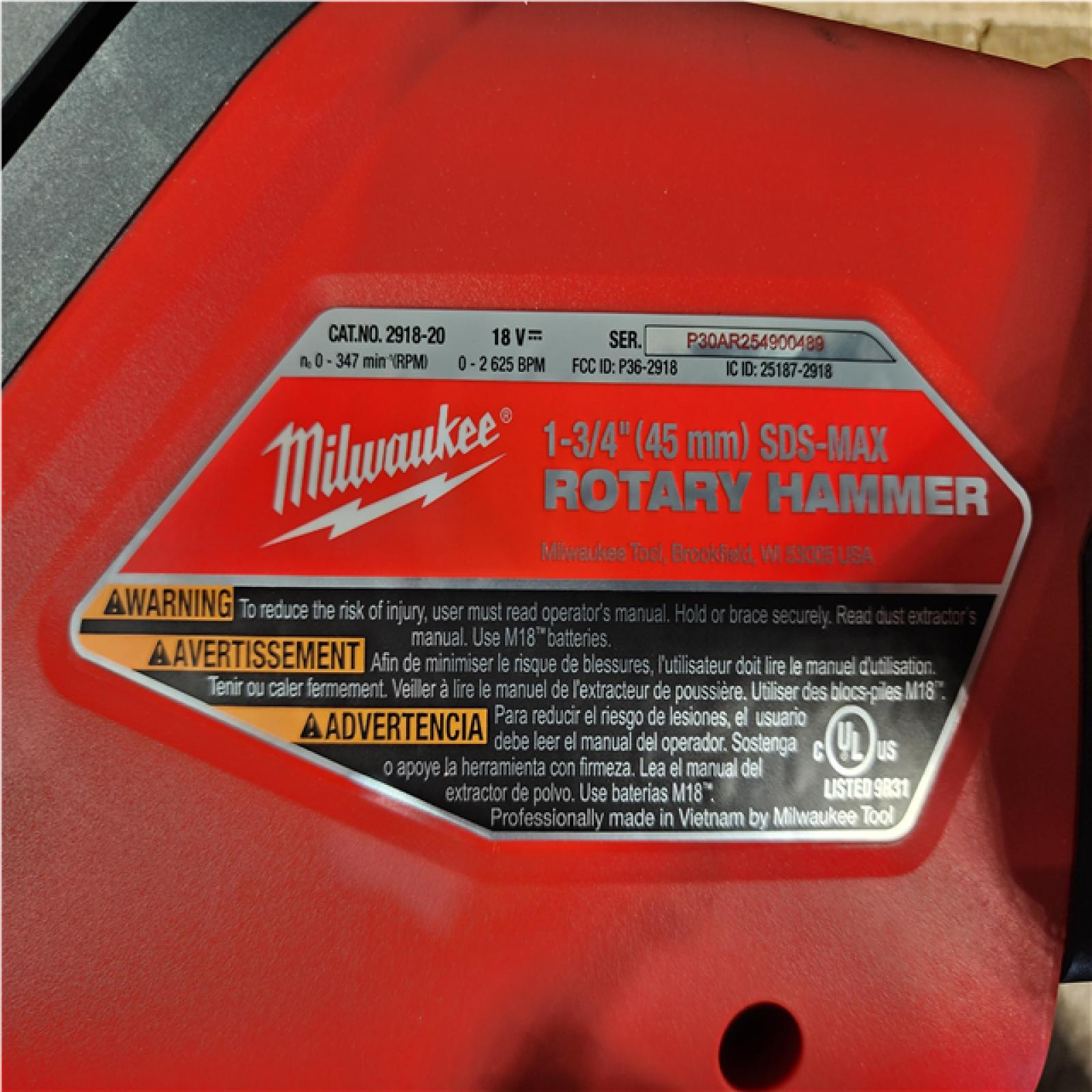 HOUSTON LOCATION - AS - IS M18 FUEL 18V Lithium-Ion Brushless Cordless 1-3/4 in. SDS-Max Rotary Hammer (Tool-Only)