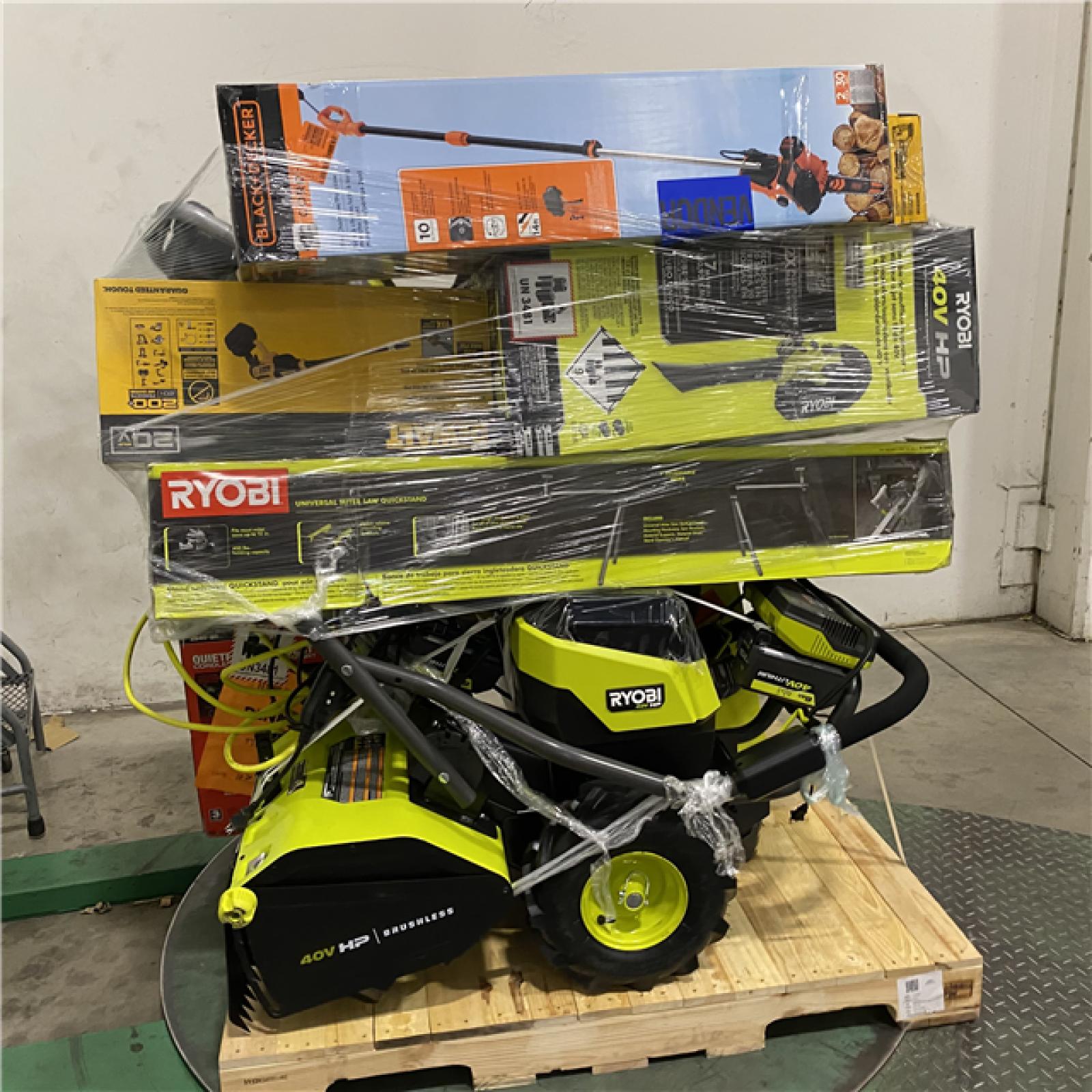 Dallas Location - As-Is Tool Pallet