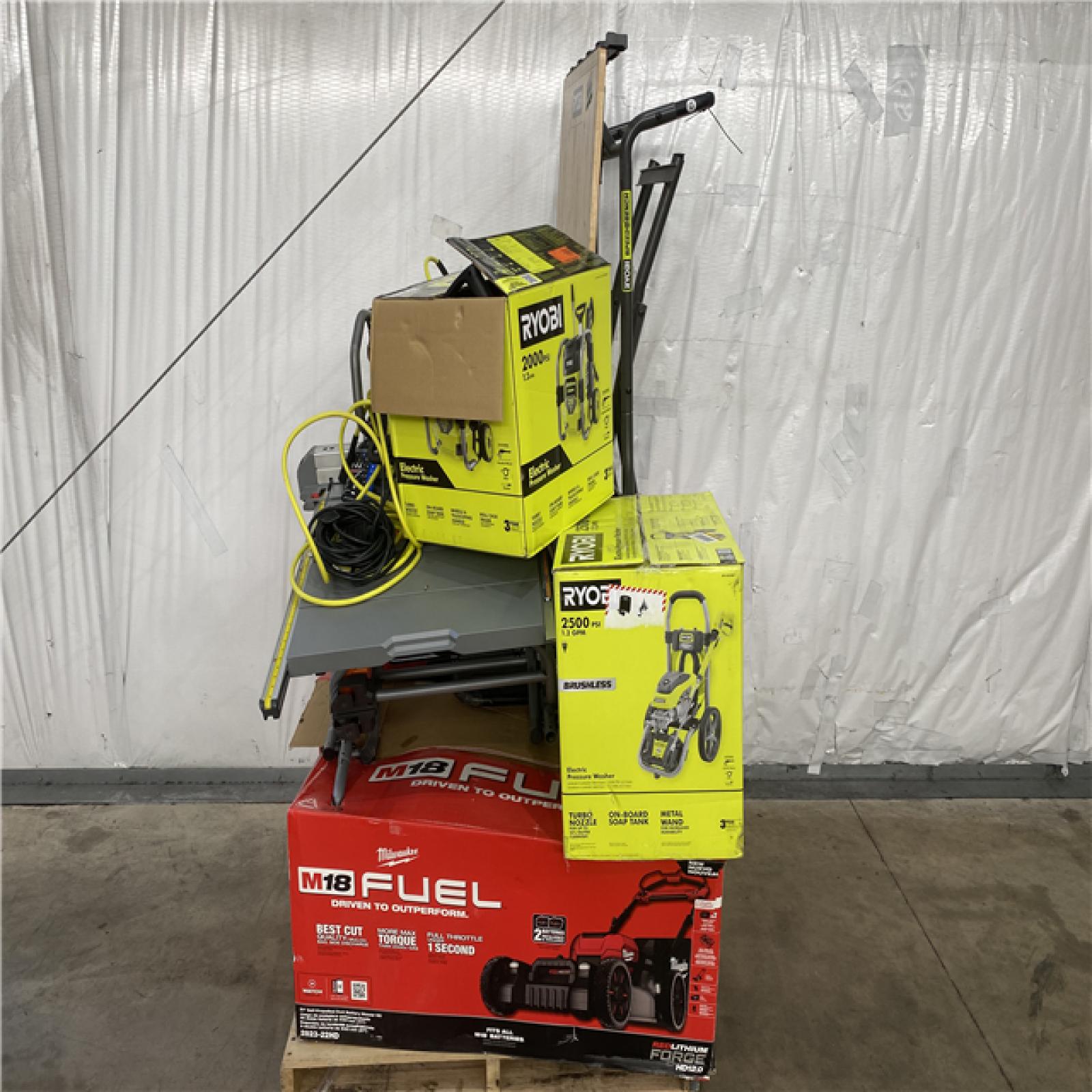 Houston Location AS IS - Tool Pallet