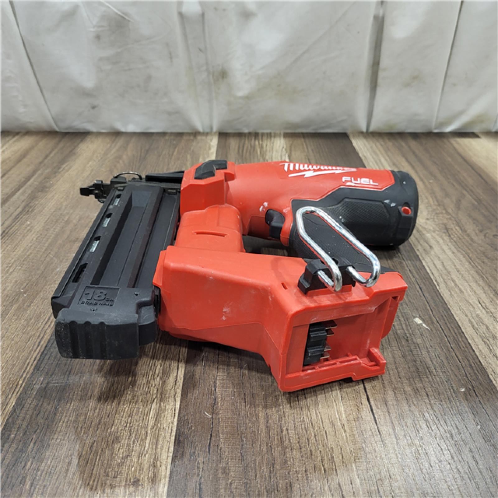 AS IS Milwaukee 2744-20 M18 FUEL 21-Degree Cordless Framing Nailer (Tool Only)