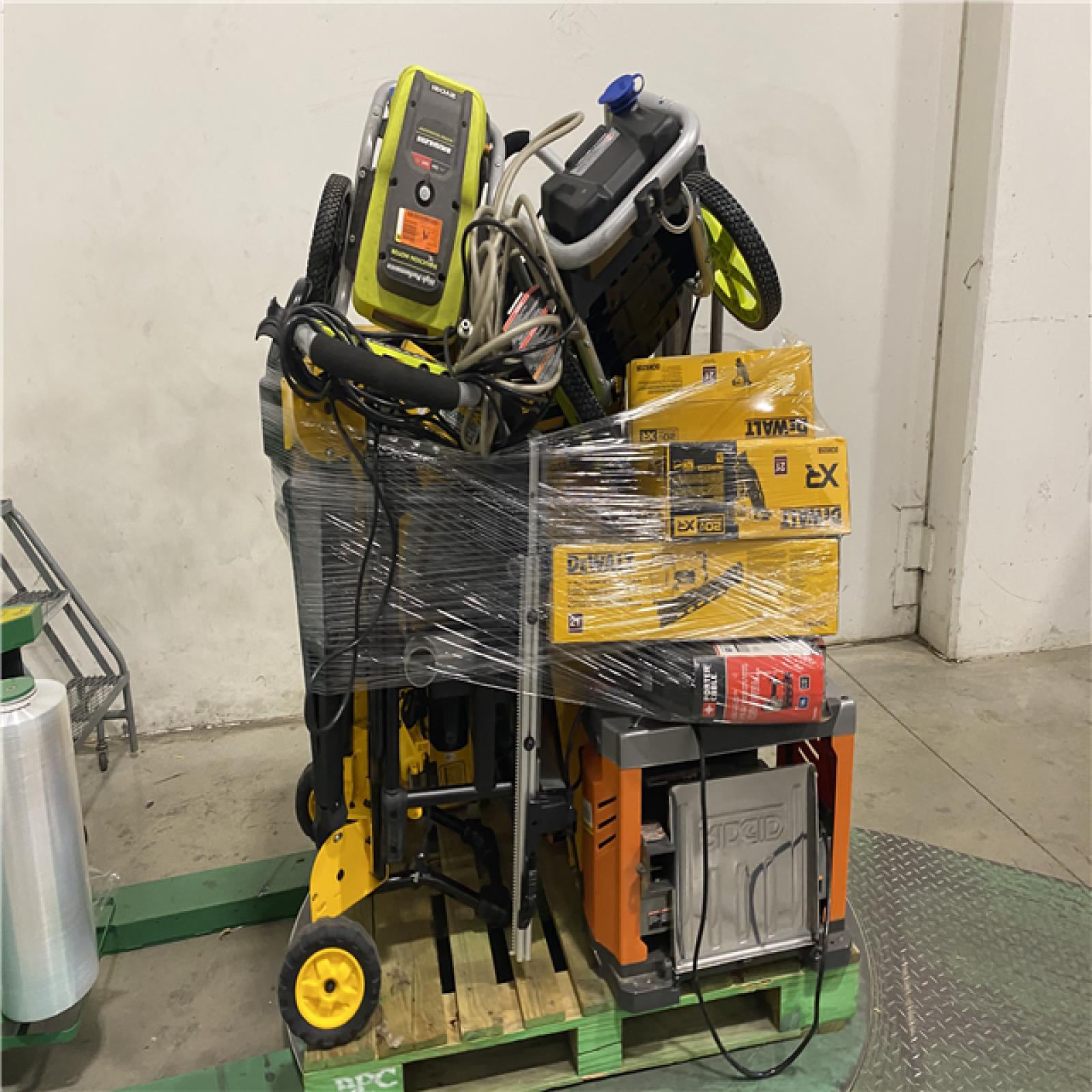 Dallas Location - As-Is Tool Pallet