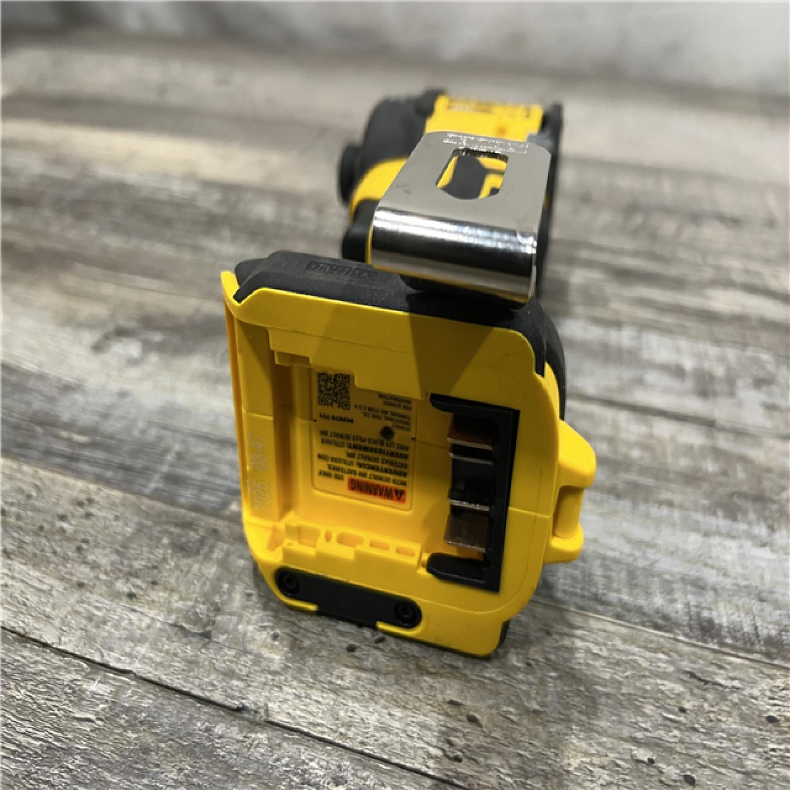 AS-IS DEWALT 20V XR Brushless Cordless 1/4 in. Quiet Hydraulic Impact Driver (Tool-Only)