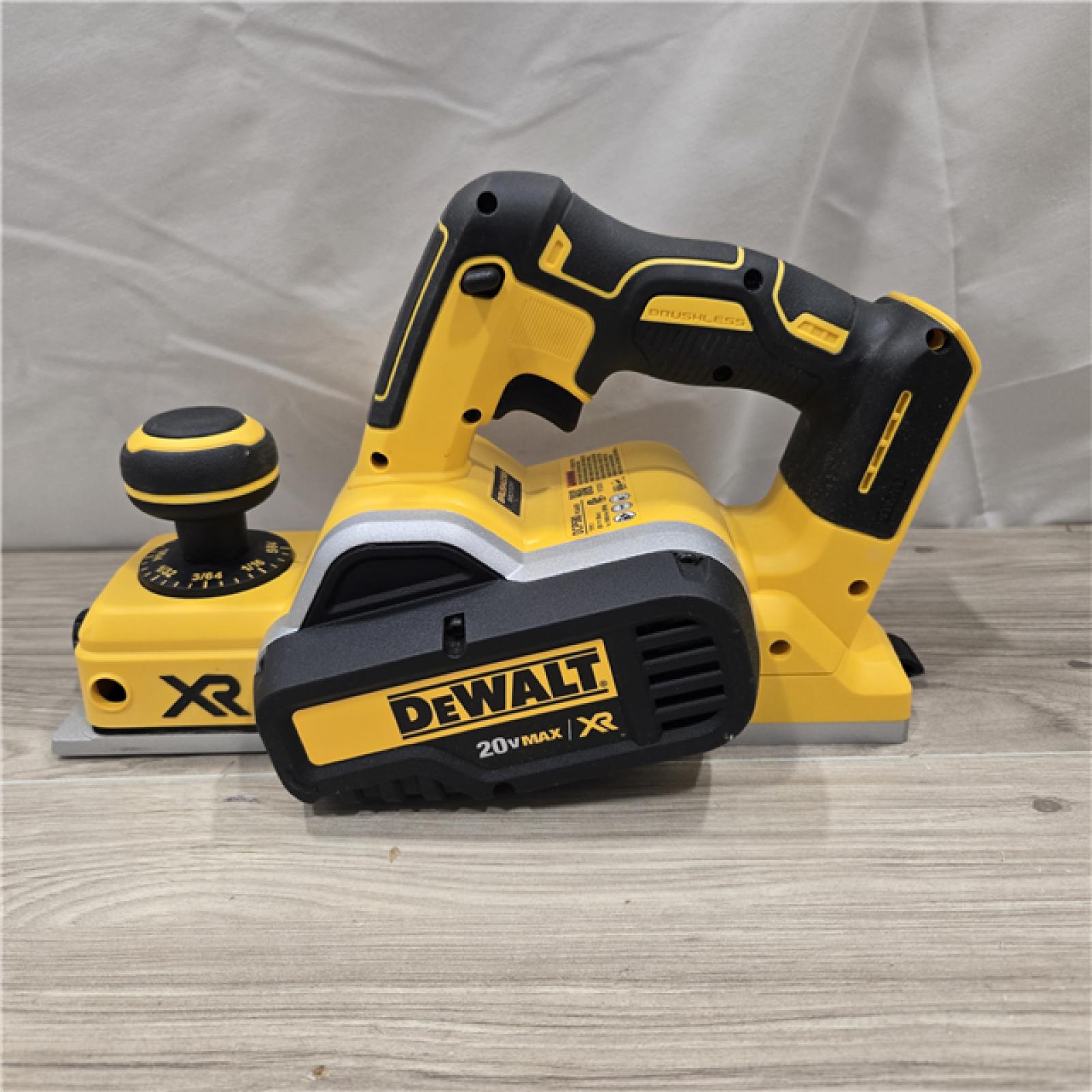 AS-IS DEWALT DCP580B 20V MAX Planer (Tool-Only)