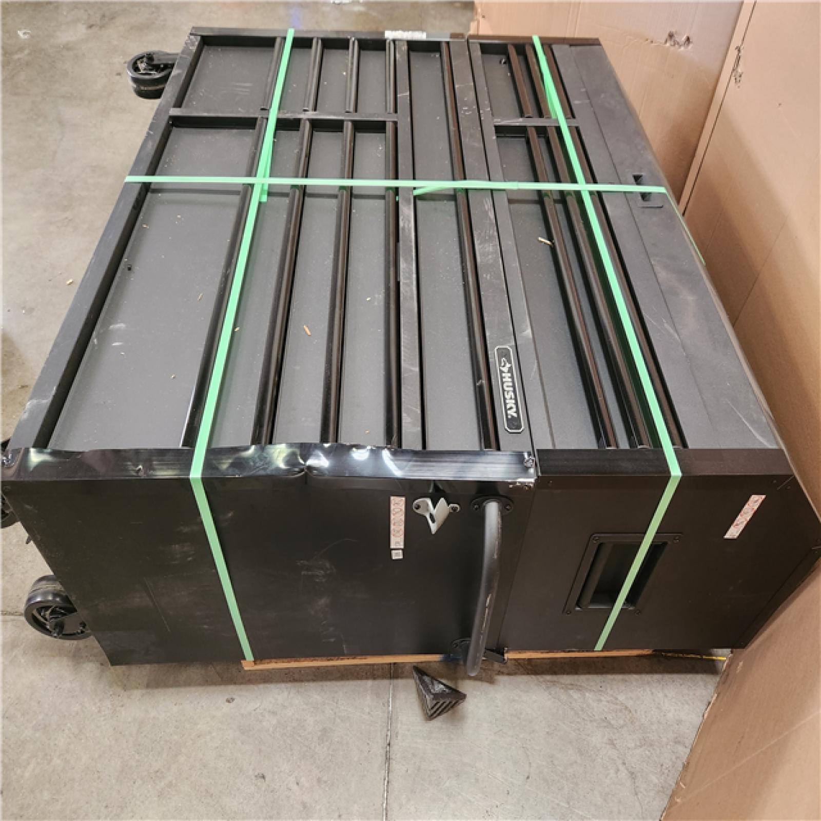 Phoenix AS-IS Husky Tool Storage 52 in. W x 20 in. D Heavy Duty Rolling Tool Chest Combo in Matte Black