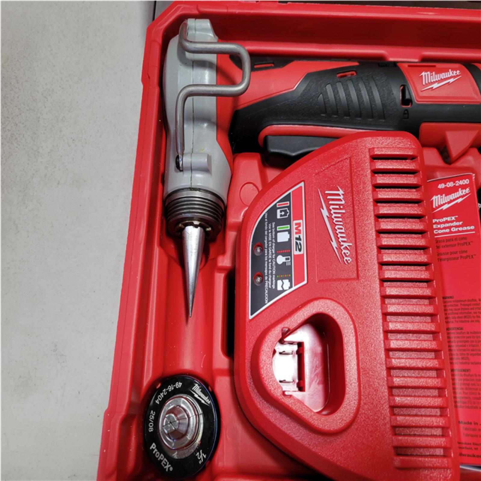 CALIFORNIA AS-IS MILWAUKEE M12 PEX EXPANDER KIT