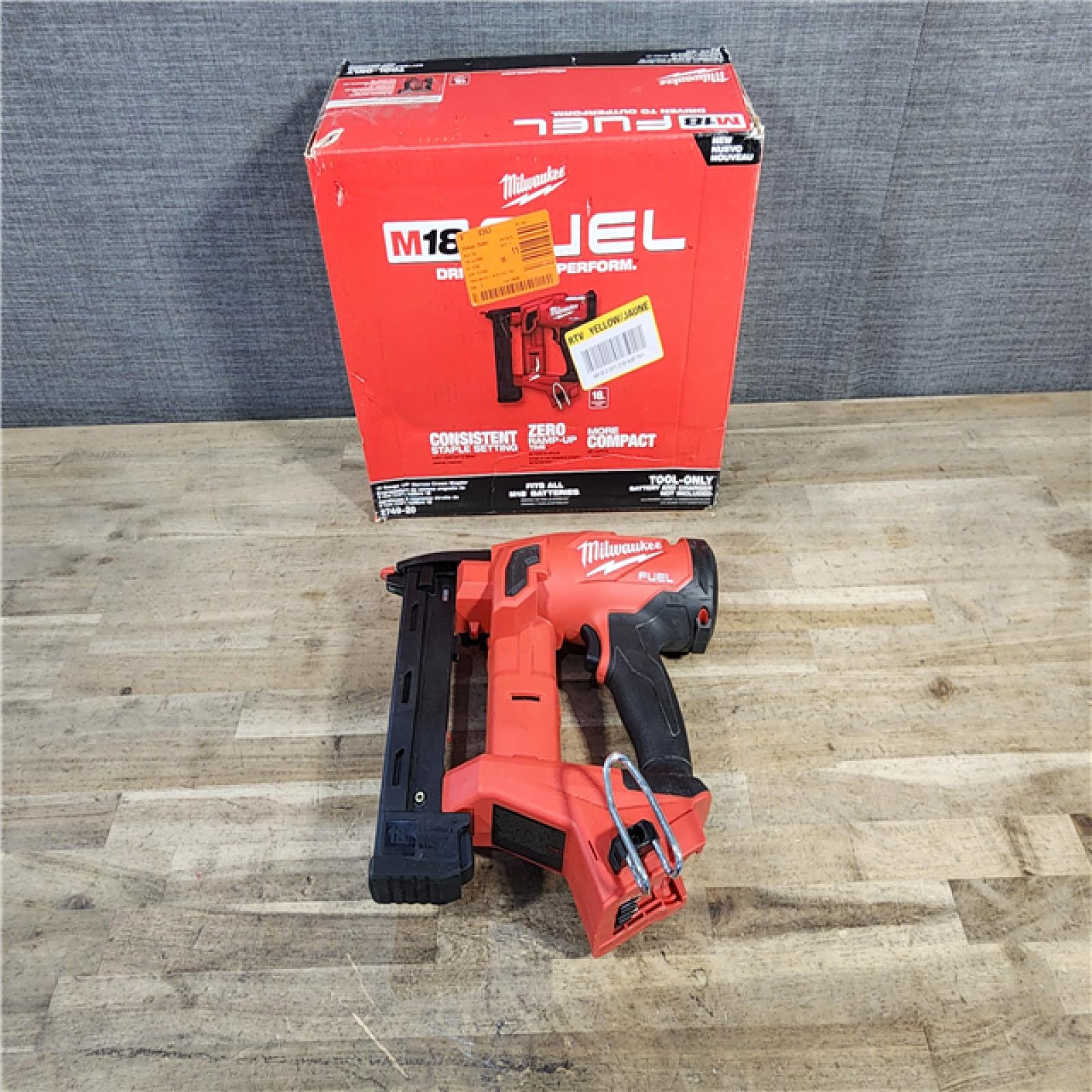 HOUSTON LOCATION - AS-IS MILWAUKEE FUEL 18-Volt Lithium-Ion Brushless Cordless 18-Gauge 1/4 in. Narrow Crown Stapler (Tool-Only)