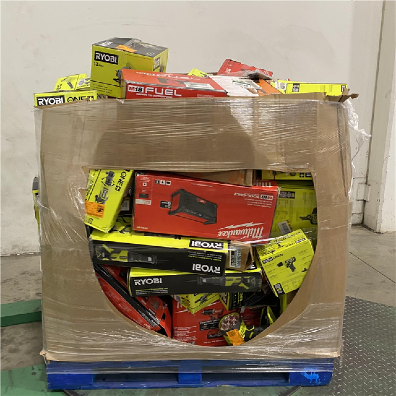 DALLAS LOCATION- AS-IS TOOLS PALLET