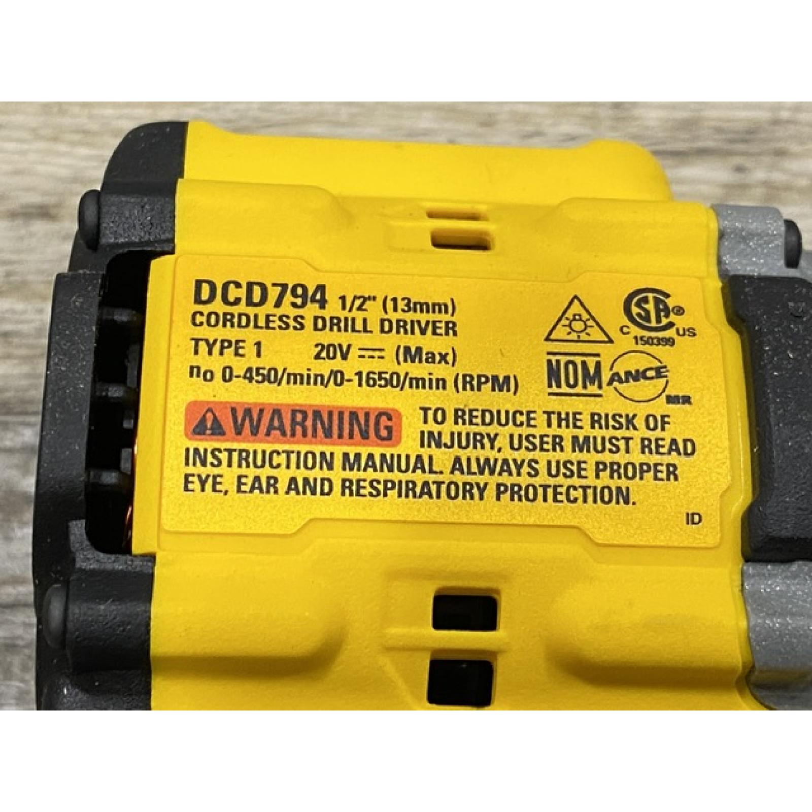 AS-IS DEWALT Atomic 20V Lithium-Ion Cordless Compact 1/2 in. Drill/Driver Kit