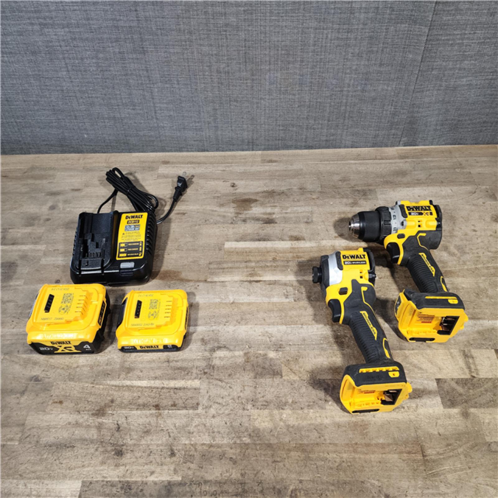 HOUSTON LOCATION - AS-IS DEWALT 2 TOOL COMBO KIT W/ (2) BATTERY & CHARGER
