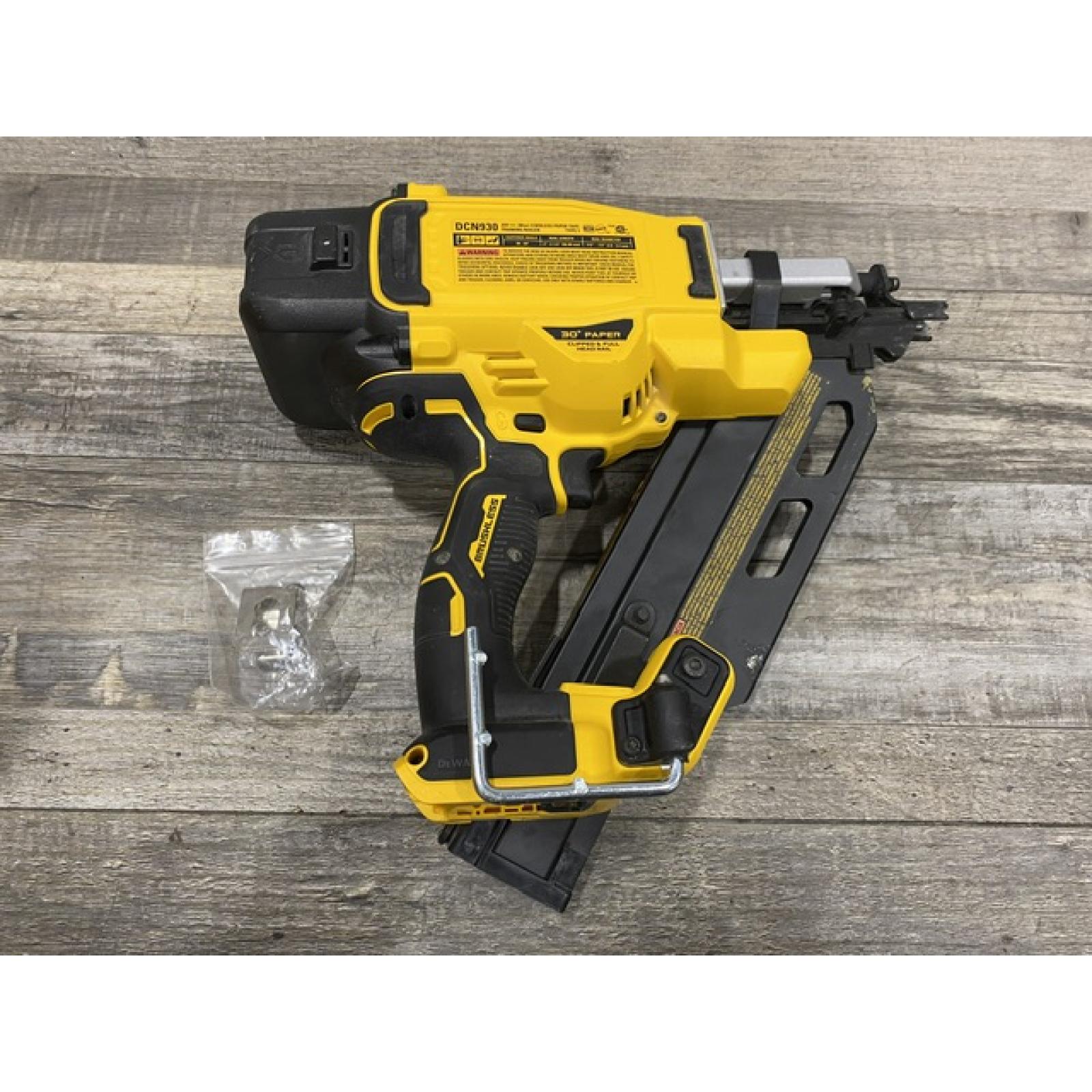 AS-IS DEWALT 20V 30 Degree Cordless Framing Nailer (Tool-Only)