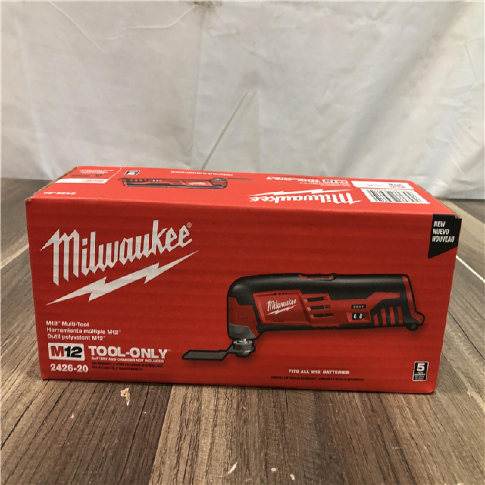 NEW- Milwaukee M12 12V Lithium-Ion Cordless Oscillating Multi-Tool (Tool-Only)