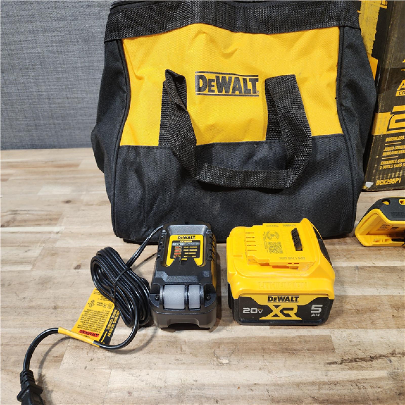 HOUSTON LOCATION - AS-IS (APPEARS LIKE NEW) DEWALT 20V Lithium-Ion Cordless 2-Tool Combo Kit