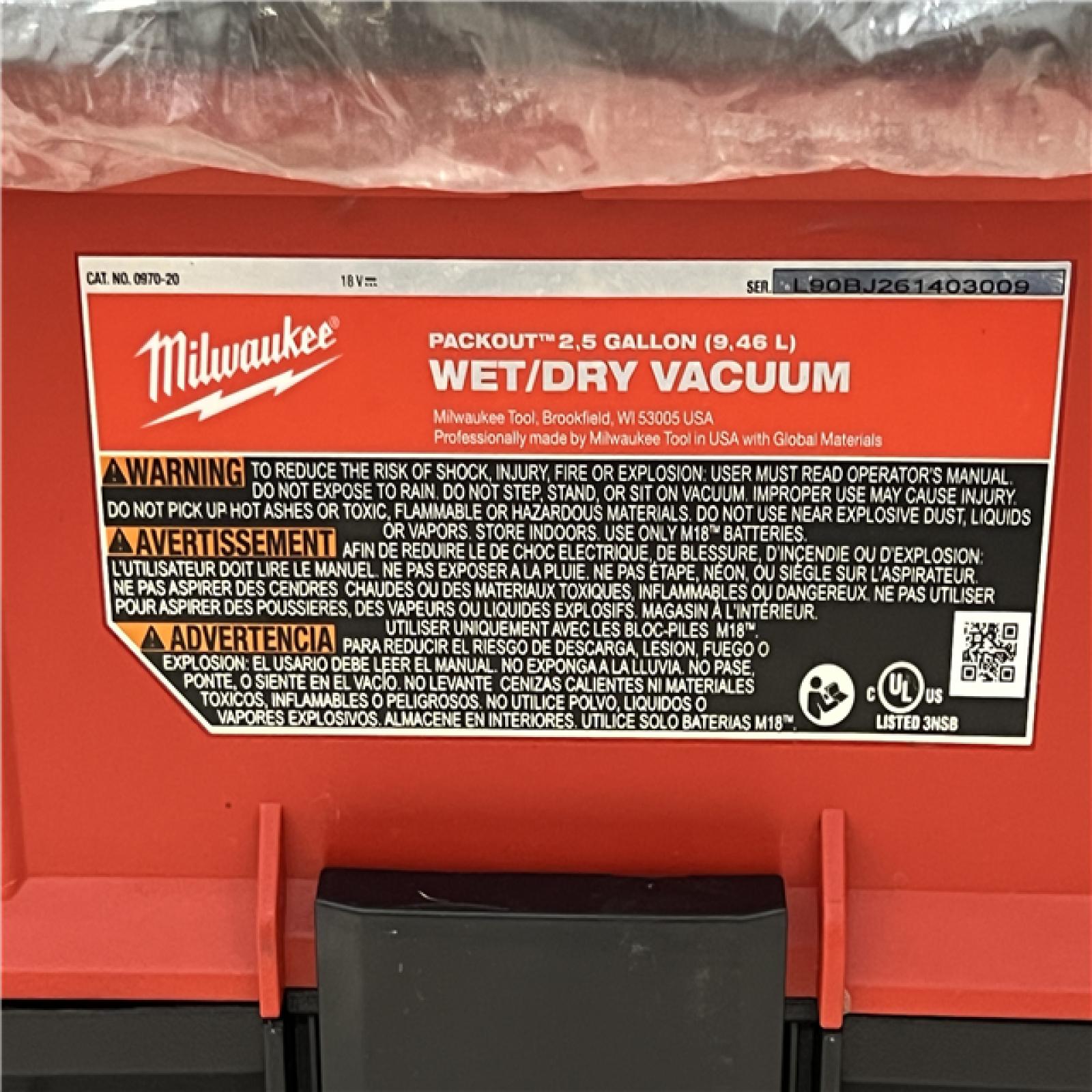 AS-IS Milwaukee FUEL PACKOUT 18-Volt Lithium-Ion Cordless 2.5 Gal. Wet/Dry Vacuum (Vacuum-Only)