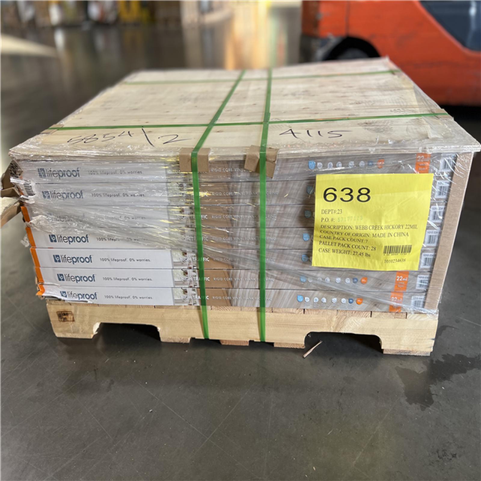 DALLAS LOCATION - Lifeproof Webb Creek Hickory 22 MIL x 8.7 in. W x 48 in. L Click Lock Waterproof Luxury Vinyl Plank Flooring (20.1 sq. ft./Case) PALLET - (28 UNITS)