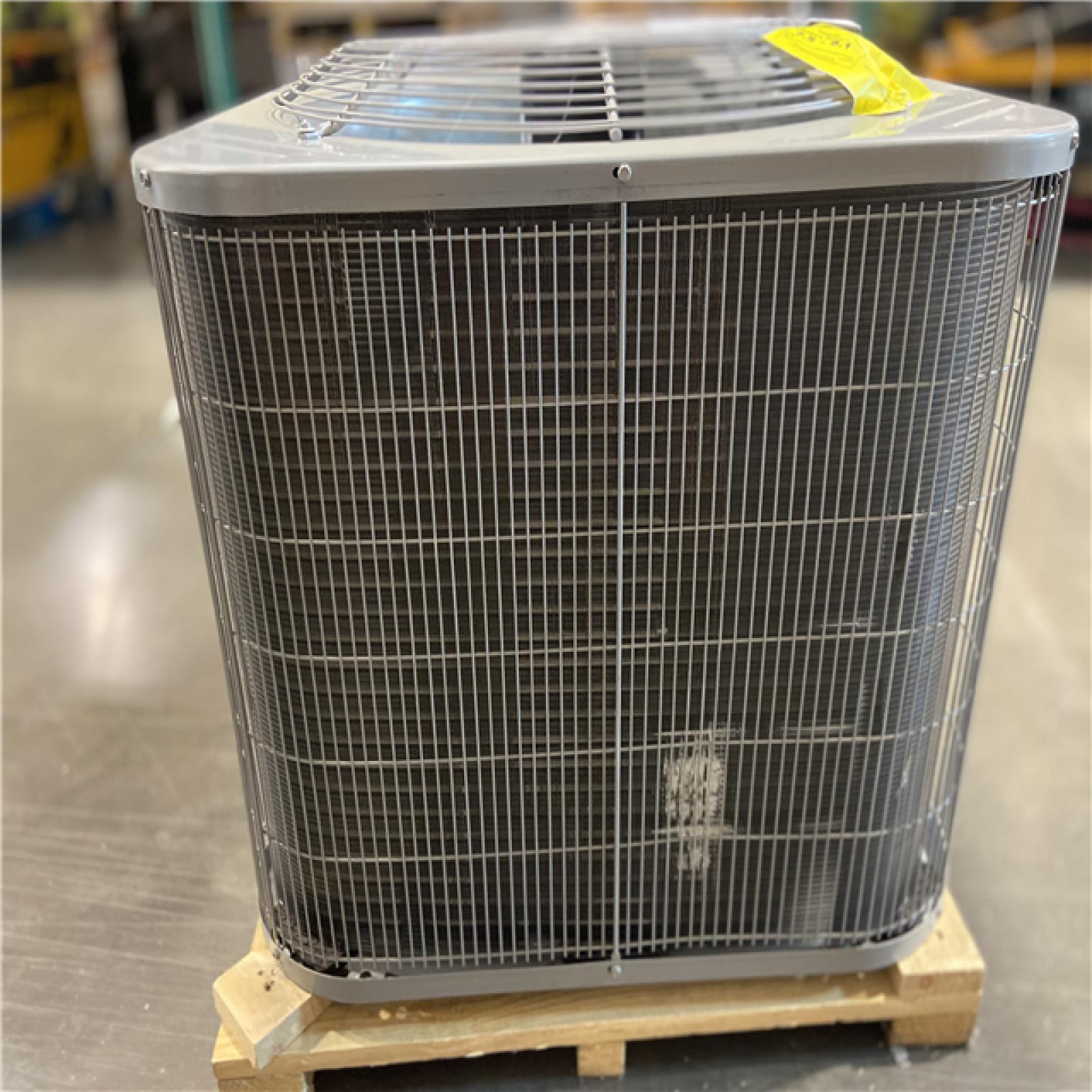 DALLAS LOCATION - Smartcomfort® by Carrier 2.5 Ton 14.3 Seer2 Heat Pump