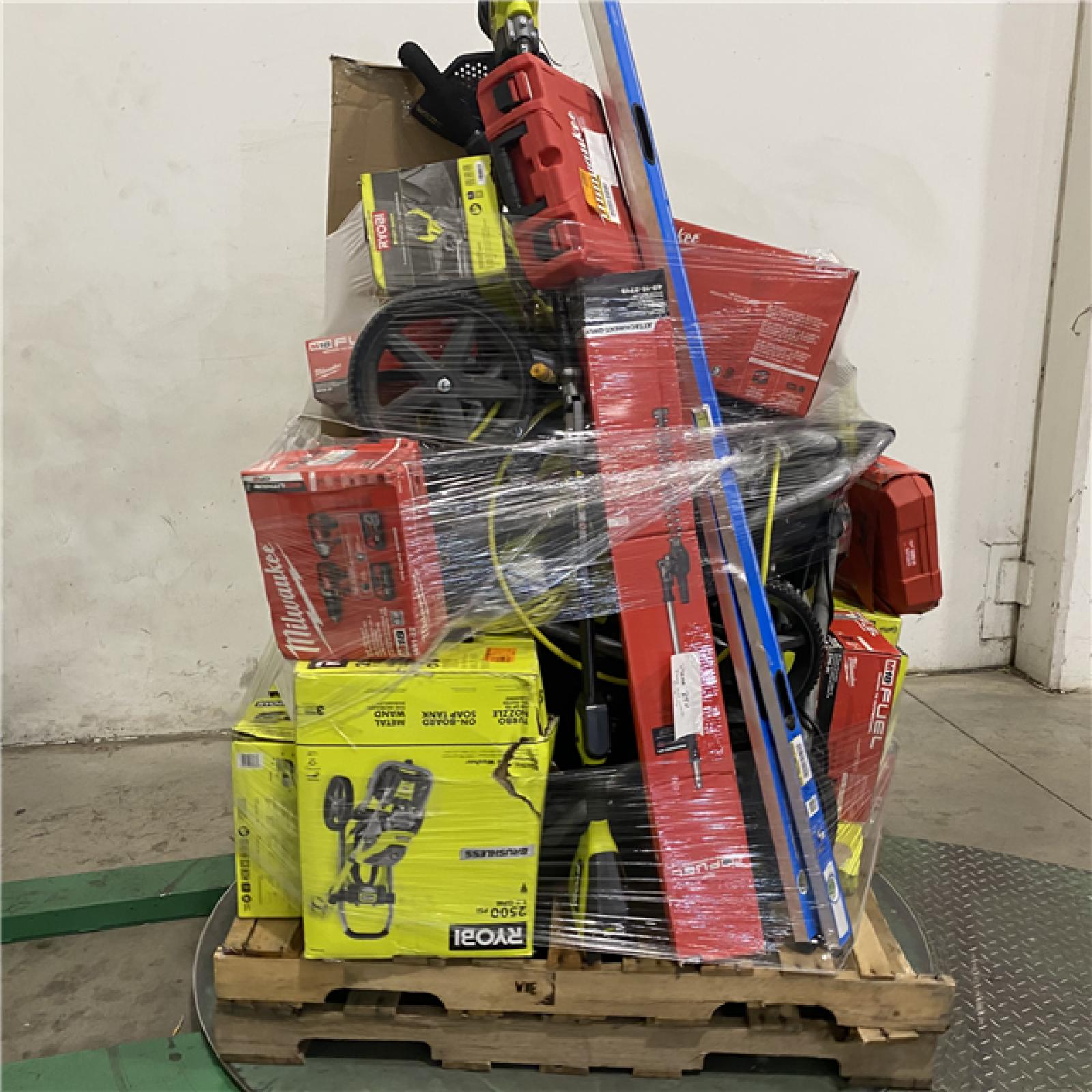 Dallas Location - As-Is Tool Pallet