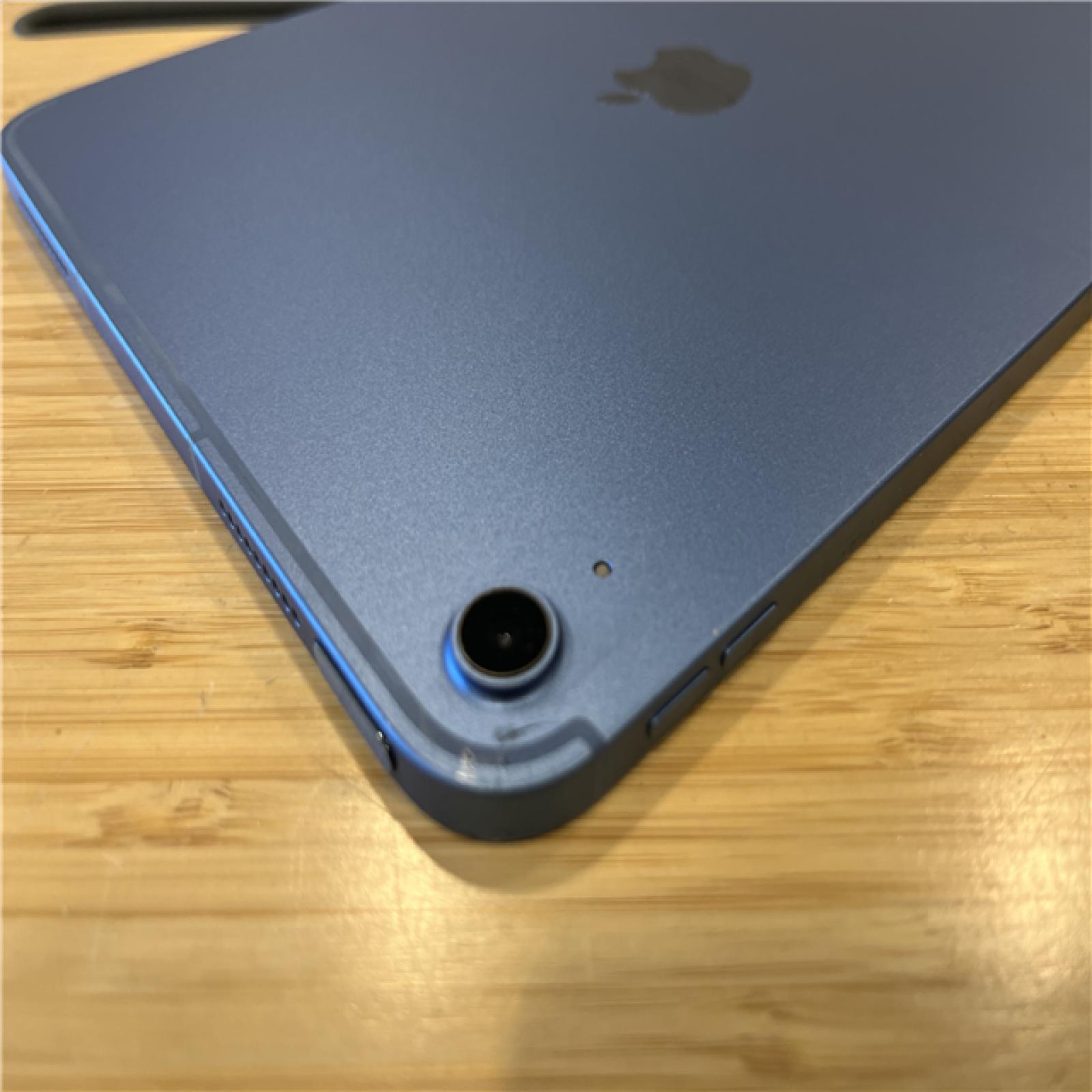 AS-IS Apple - 10.9-Inch iPad (Latest Model) with Wi-Fi + Cellular - 64GB - Silver