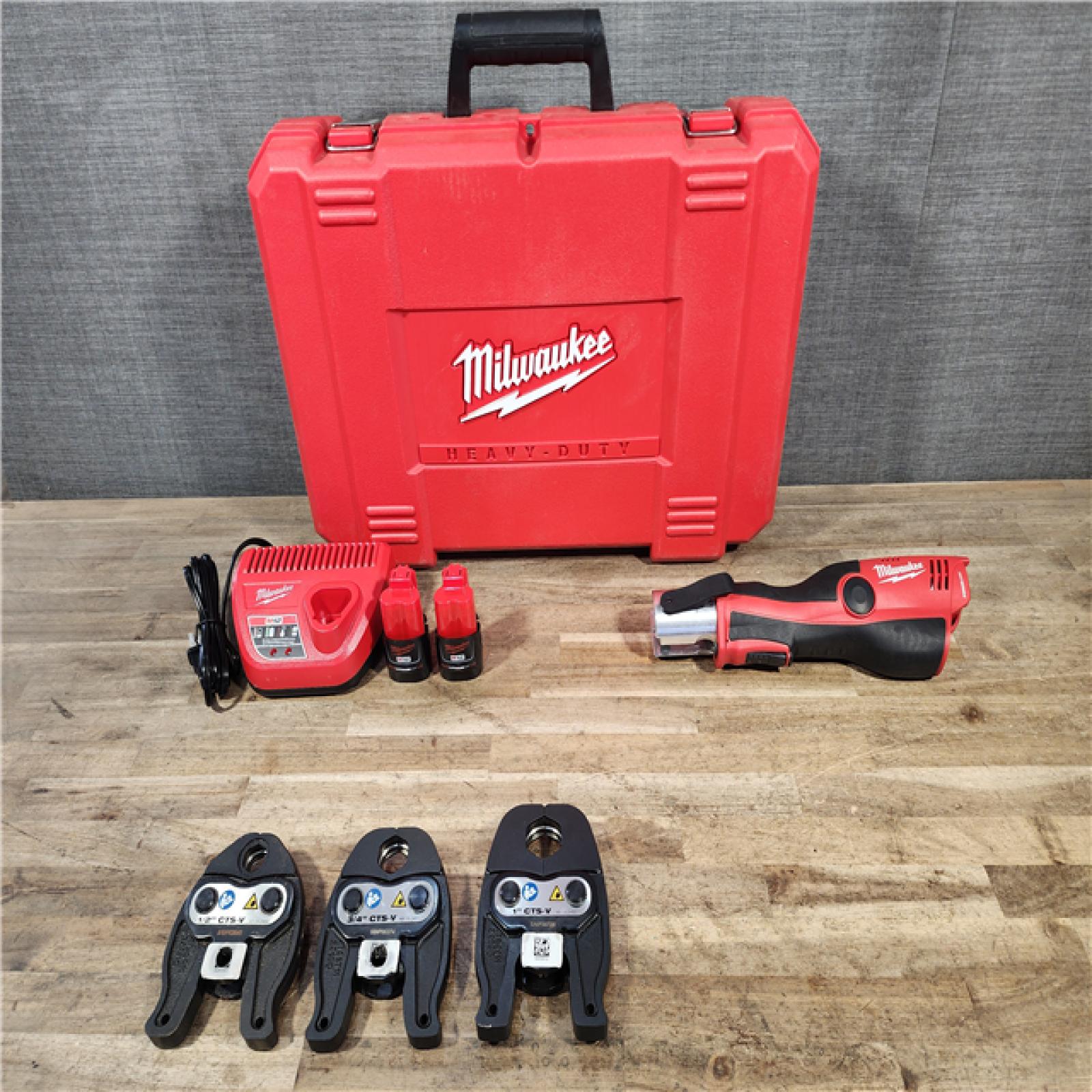 HOUSTON LOCATION - AS-IS M12 12-Volt Lithium-Ion Force Logic Cordless Press Tool Kit (3 Jaws Included) with Two 1.5 Ah Battery and Hard Case