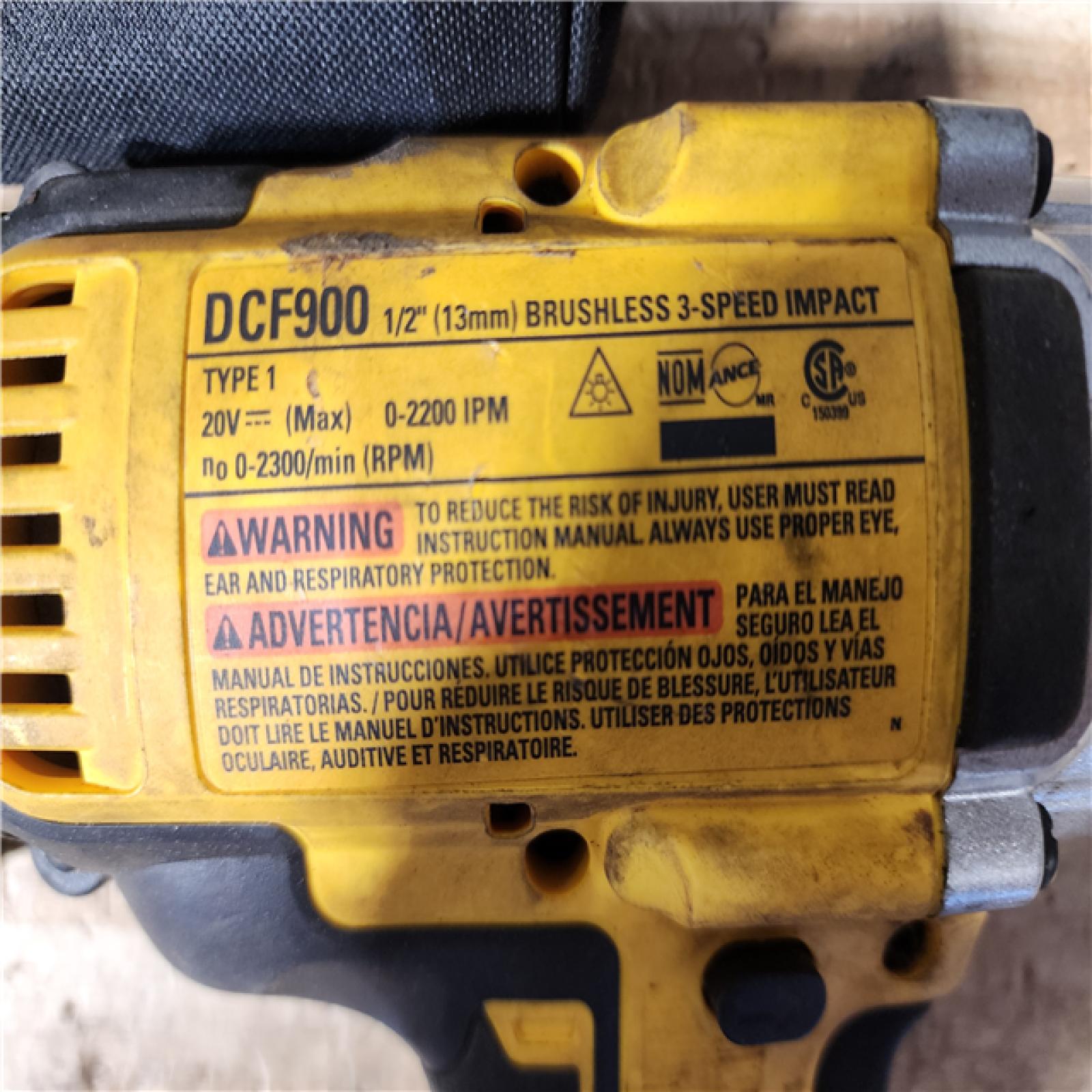 HOUSTON LOCATION - AS - IS DEWALT 20V MAX Cordless 1/2 in. Impact Wrench COMBO KIT