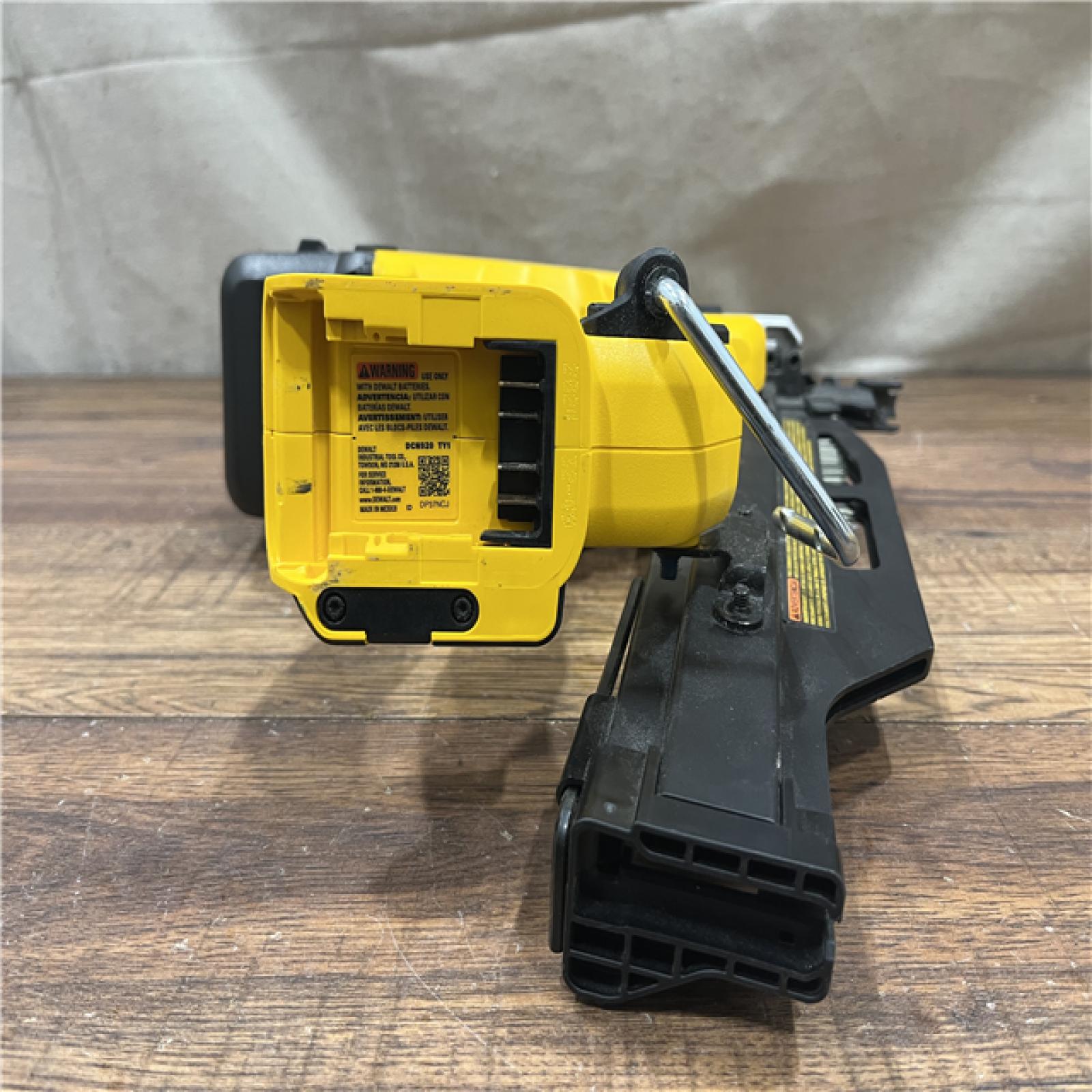 AS-IS DEWAS-IS20-Volt 30Â° Cordless Framing Nailer (Tool-Only)