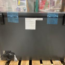 DALLAS LOCATION - Frigidaire 10 cu. ft. Freezer with Manual Defrost Chest Freezer Easy Drain in Black Garage Ready
