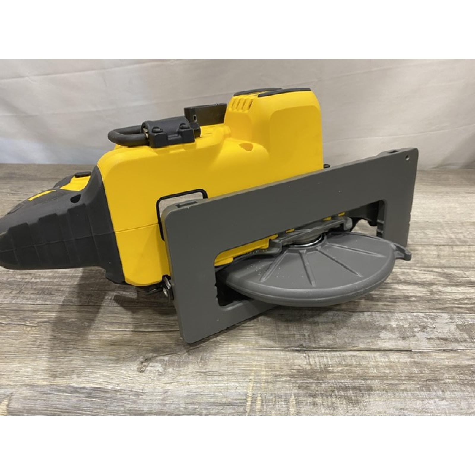 AS-IS DEWALT FLEXVOLT 60V MAX Cordless Brushless 7-1/4 in. Wormdrive Style Circular Saw (Tool Only)