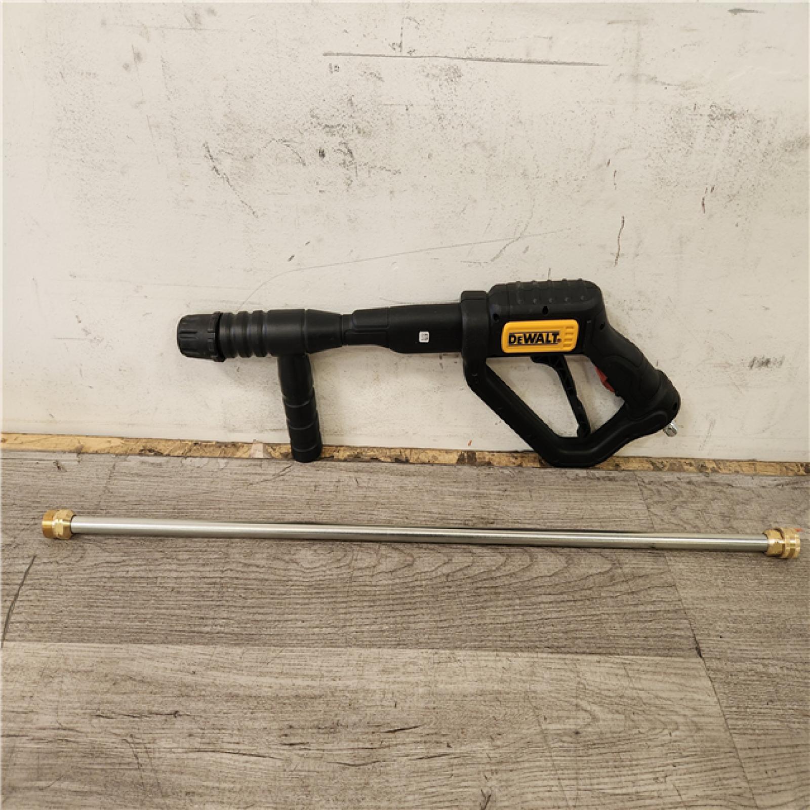 Phoenix NEW DEWALT 4400 PSI 4.0 GPM Cold Water Gas Pressure Washer