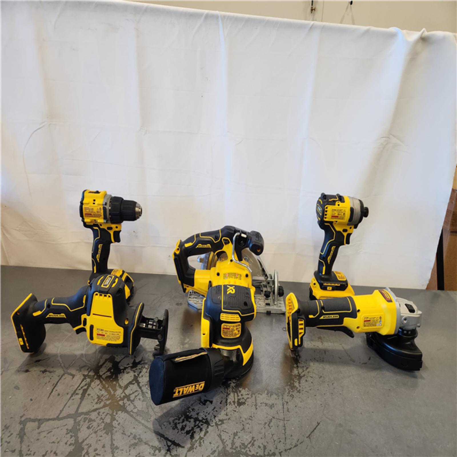 AS-IS- DEWALT 20V Lithium-Ion Cordless 6-Tool Combo Kit with 5.0 Ah and 2.0 Ah Batteries  Charger and Tough System 2.0 Rolling Toolbox