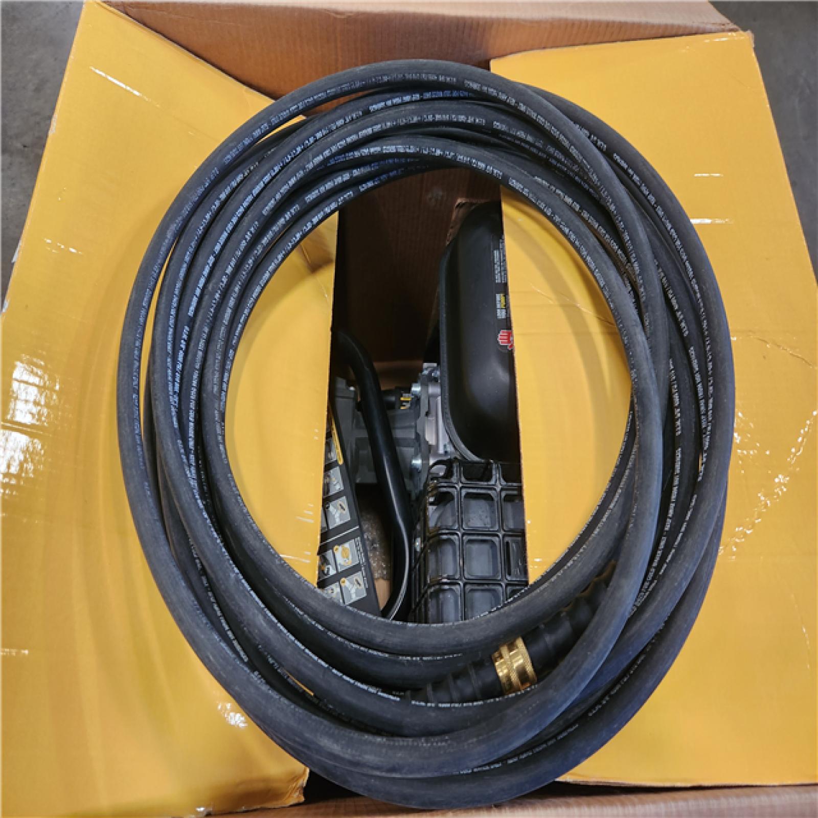 Phoenix LIKE NEW DEWALT 4400 PSI 4.0 GPM Cold Water Gas Pressure Washer