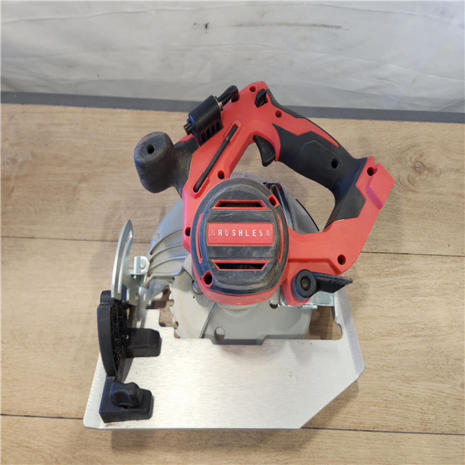 AS-IS- Milwaukee M18 7-1/4  18V Brushless Circular Saw (Bare Tool)