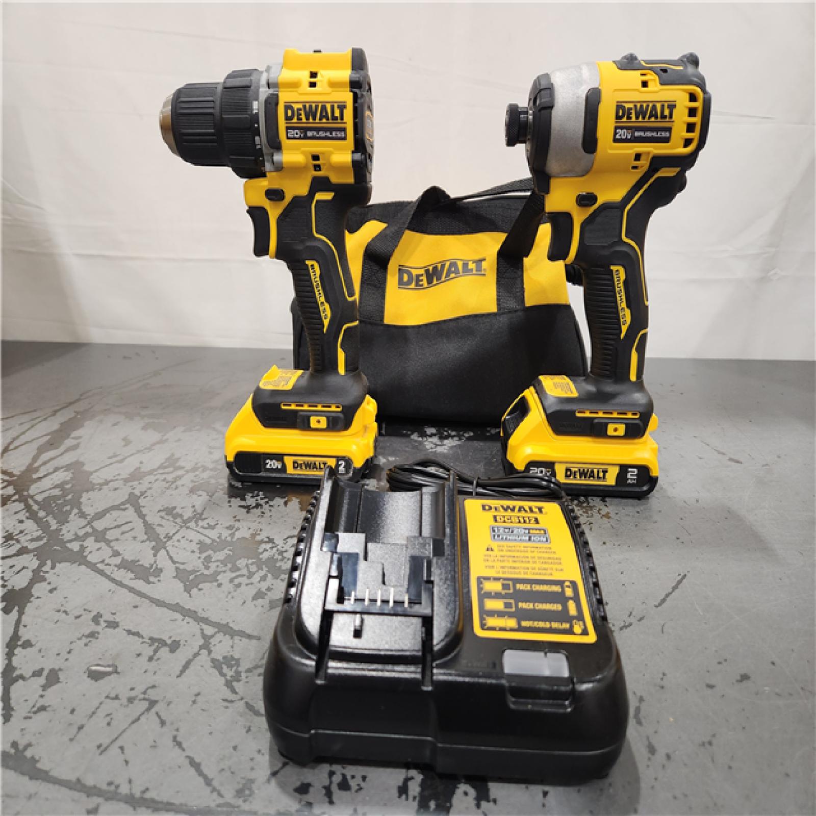 AS-IS- DEWALT ATOMIC 20-Volt MAX Lithium-Ion Cordless Combo Kit