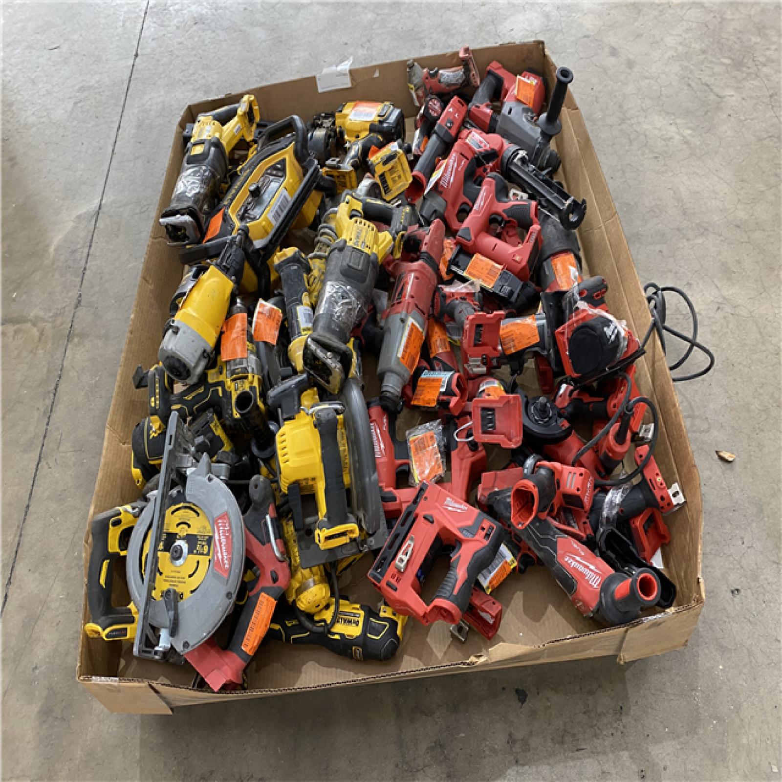 Houston Location AS IS - Tool Pallet\