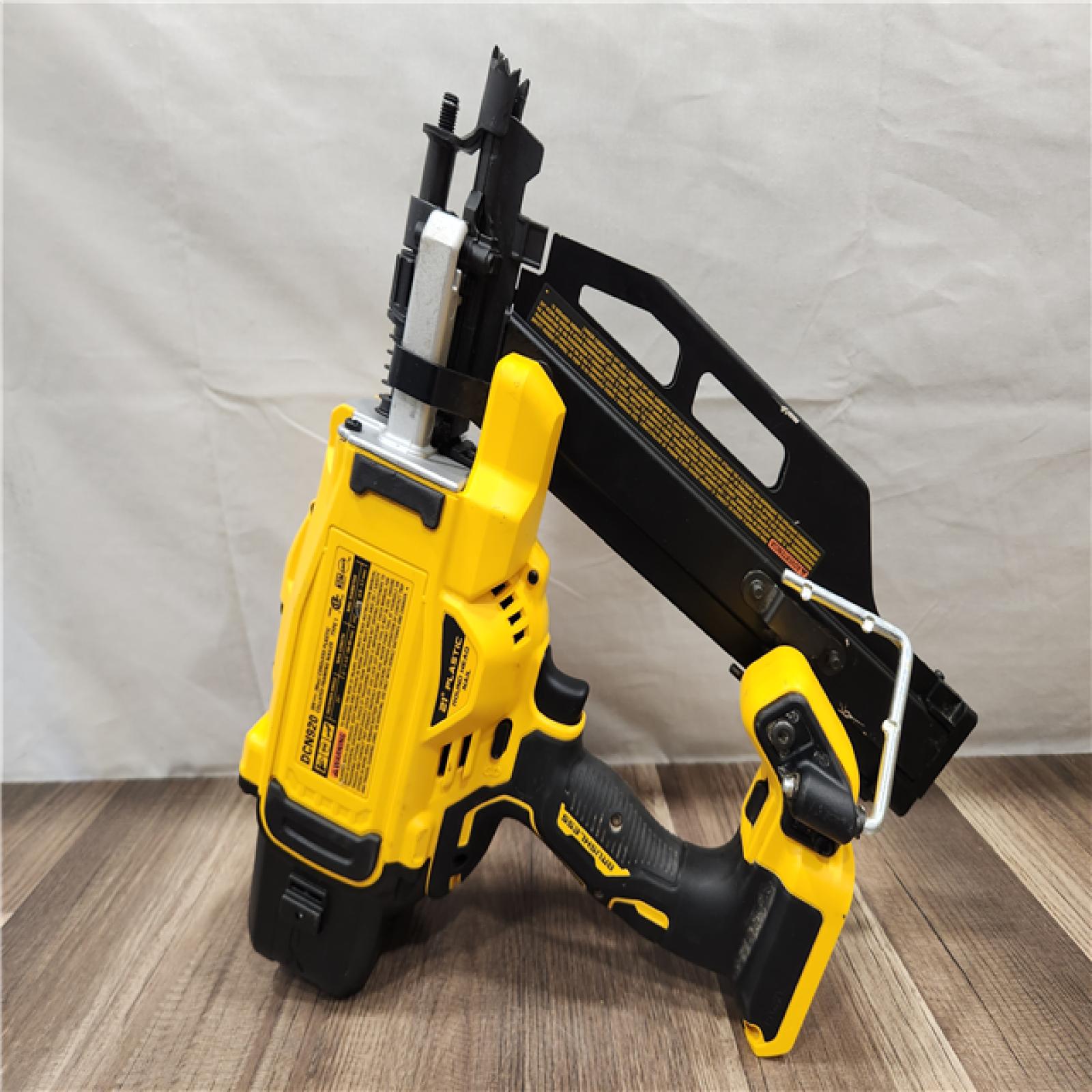 AS-IS- DeWalt 20V MAX Cordless 21 Deg Framing Nailer(TOOL ONLY)