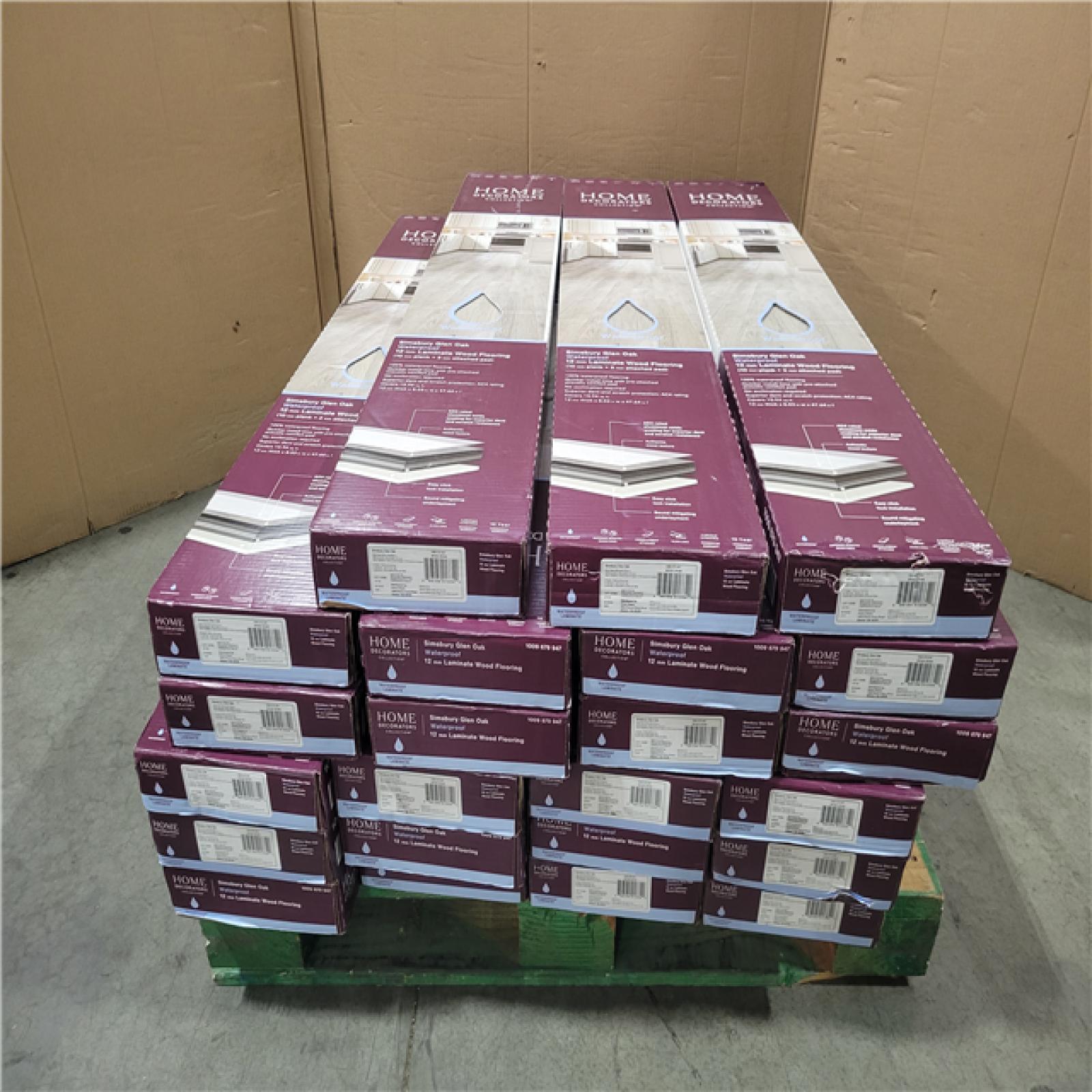 CALIFORNIA AS-IS NEW HOME DECORATORS SIMSBURY GLEN OAK 12mm LAMINATE WOOD FLOORING