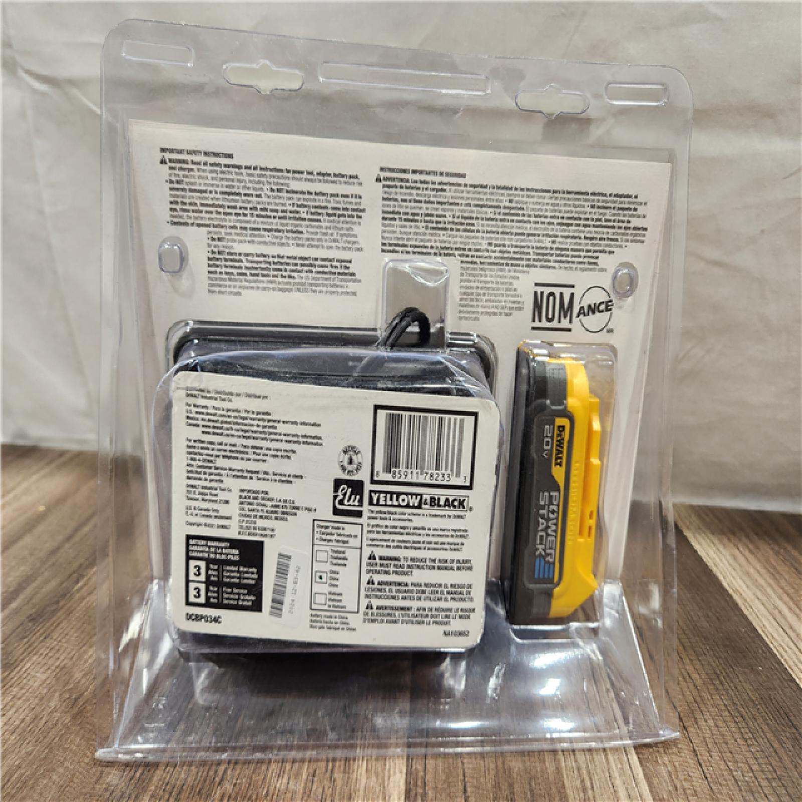 NEW- DEWALT 20V MAX Starter Kit with PowerStack Lithium-Ion Compact Battery and Charger